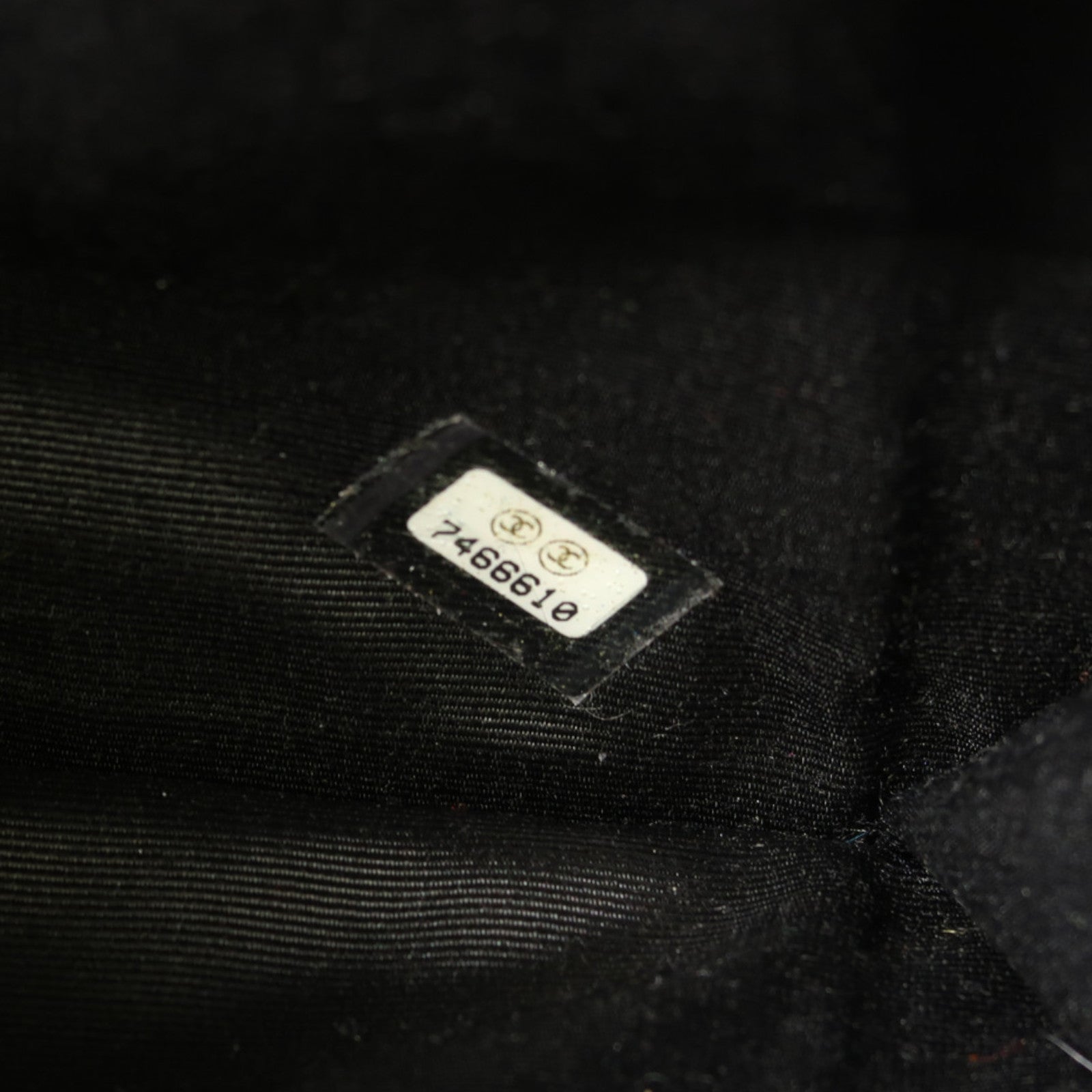 CHANEL 帆布Totebag金扣鏈帶手挽袋黑色