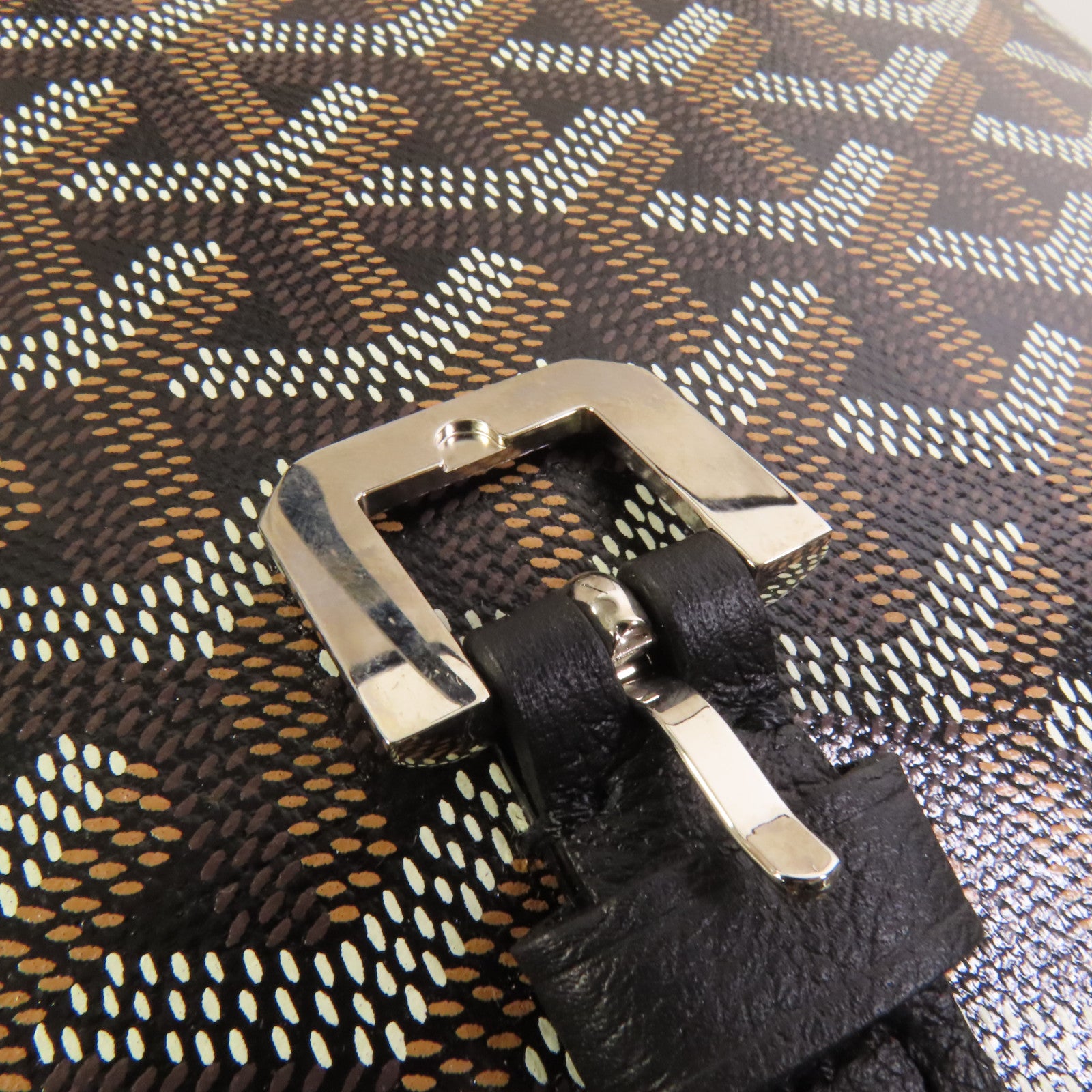 GOYARD 塗層帆布Capetien MM Messenger銀扣肩背袋