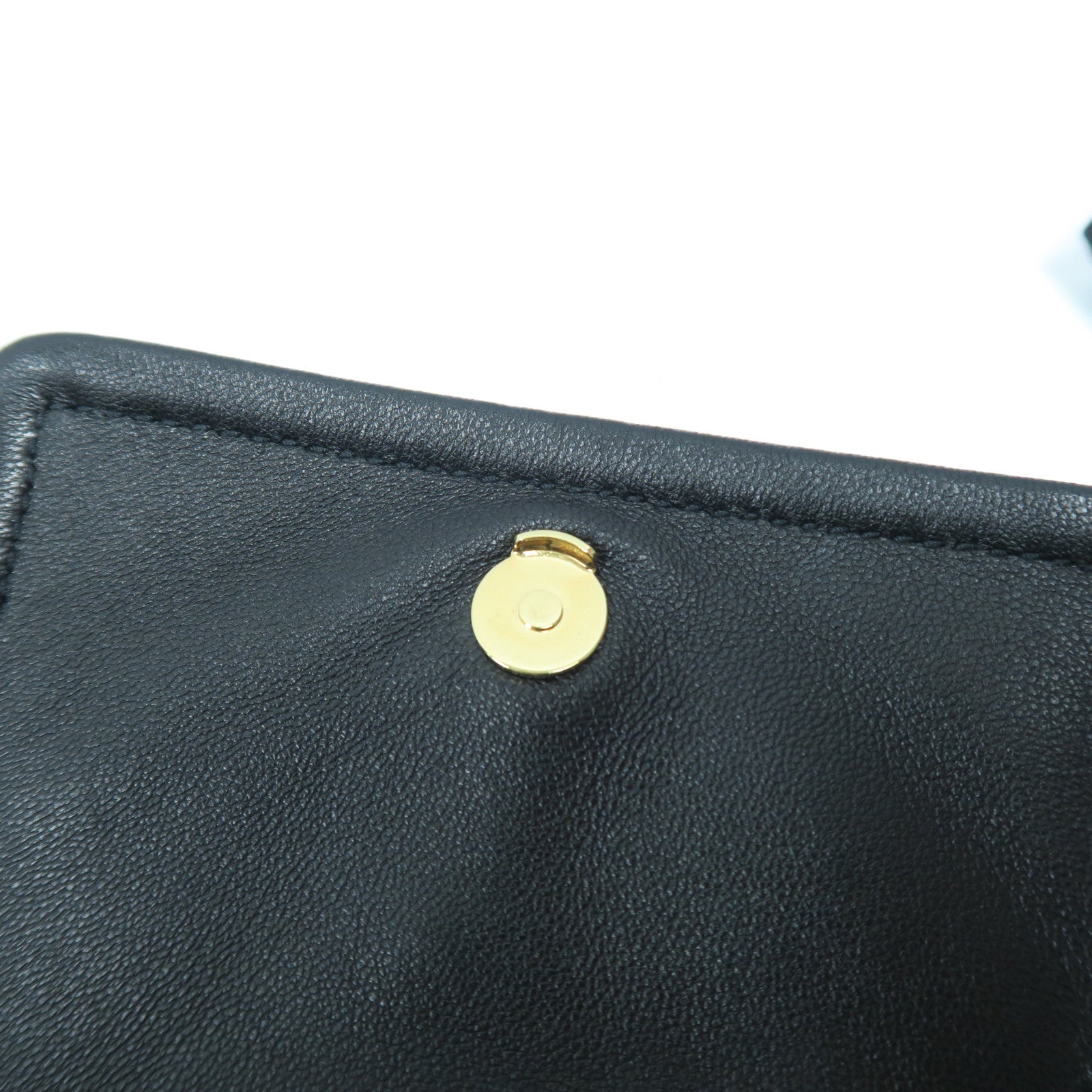 SAINT LAURENT 羊皮皮革Mini Nolita金扣鏈帶肩背袋黑色