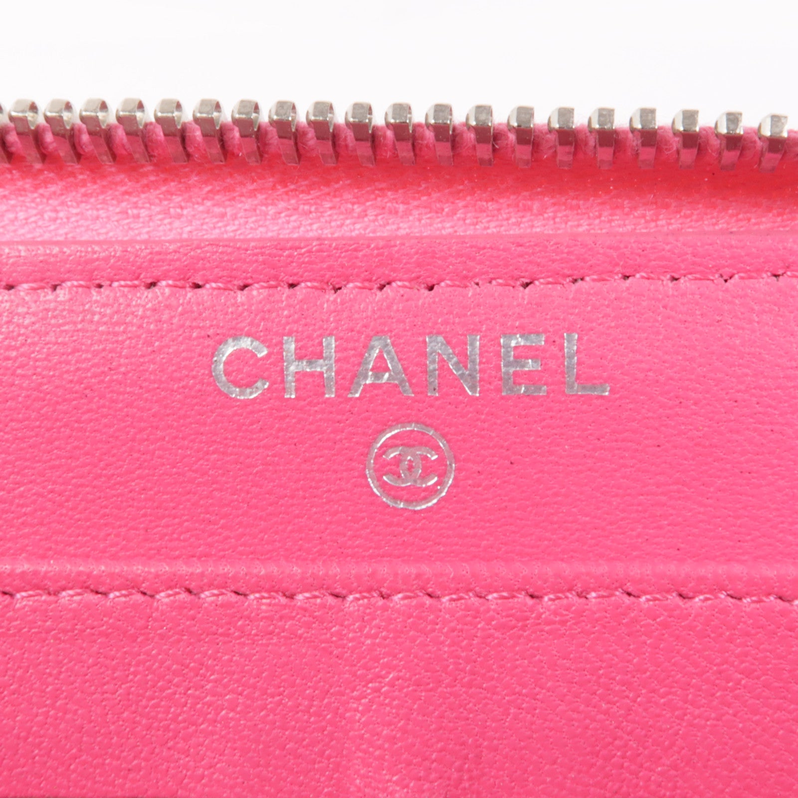 CHANEL 皮革Long Wallet銀扣長錢包