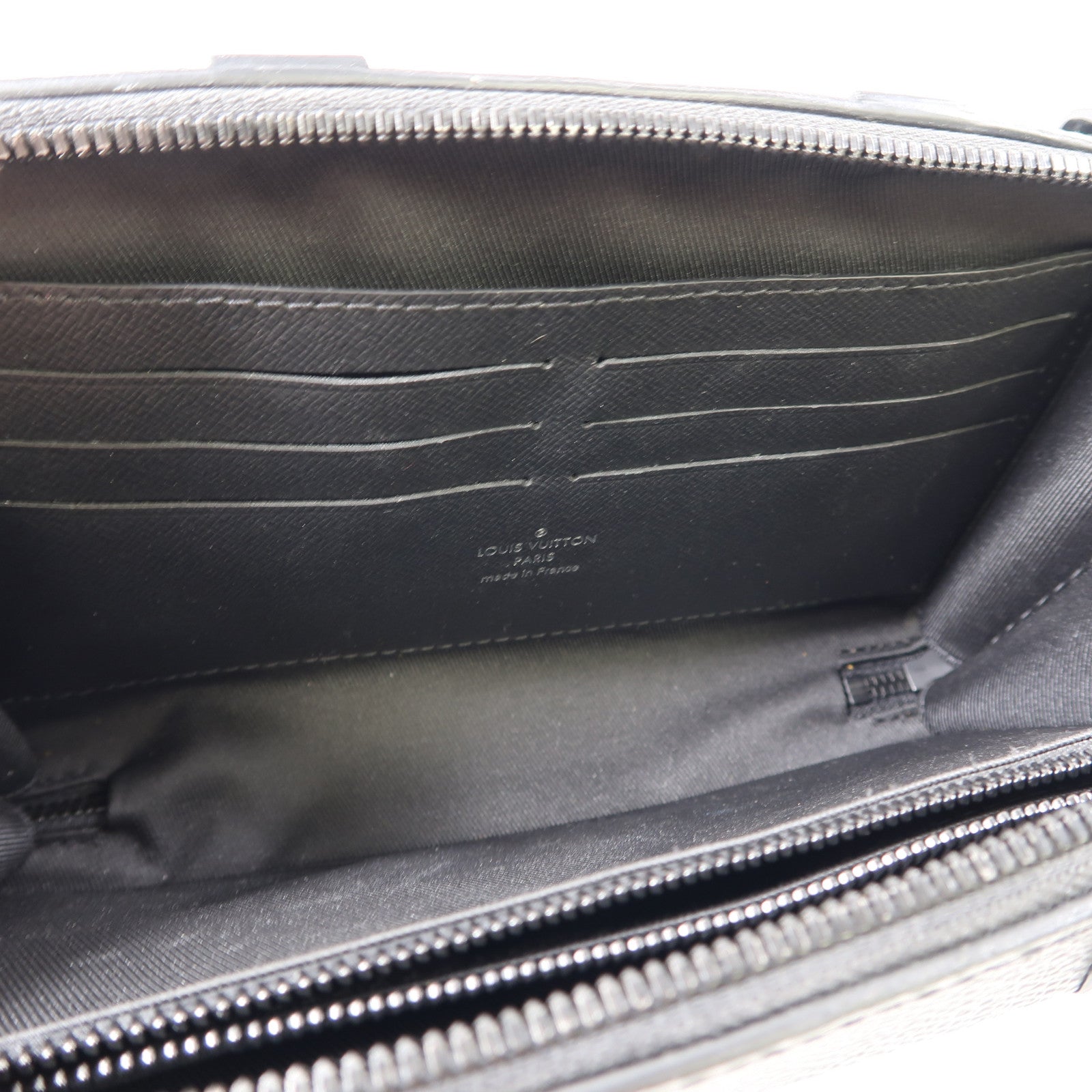 LOUIS VUITTON Monogram Eclipse Soft Trunk Wallet肩背袋黑色
