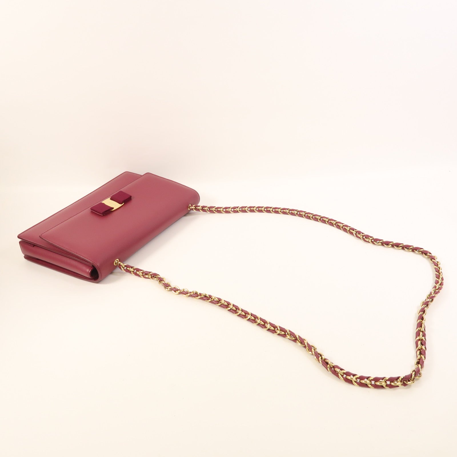 Salvatore Ferragamo 【激減優惠】Saffiano皮革Chain Shoulder金扣鏈帶肩背袋