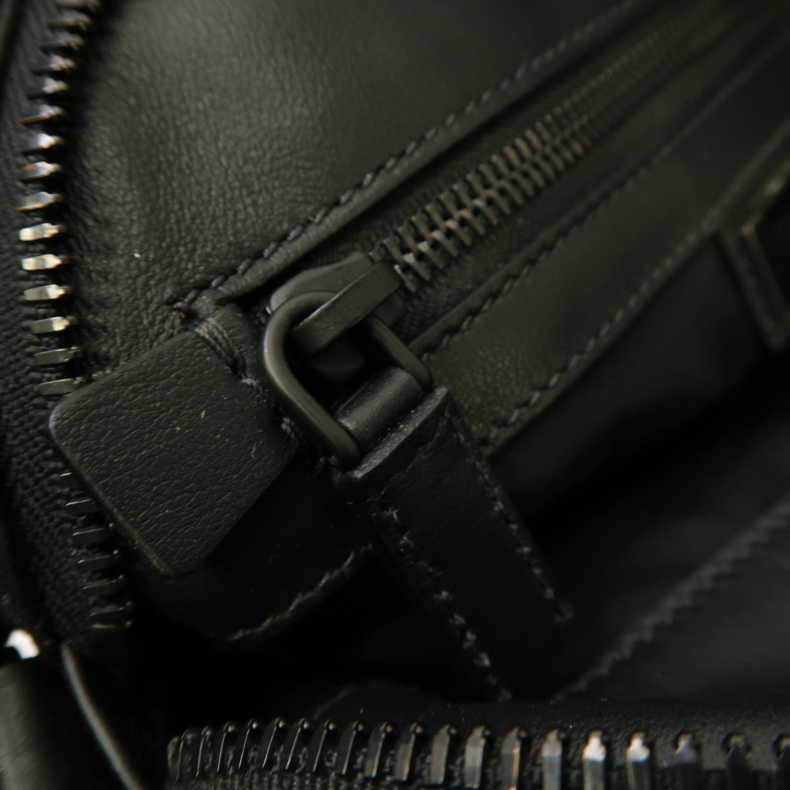 PRADA 牛皮皮革Shoulder Bag肩背袋黑色