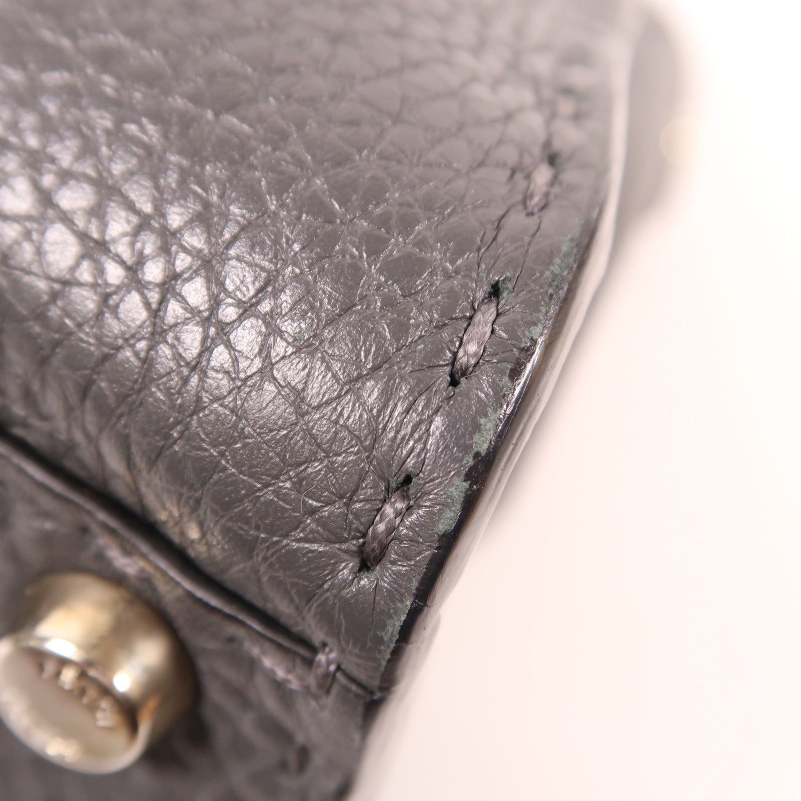 FENDI 牛皮皮革Peekaboo銀扣手挽肩背兩用袋