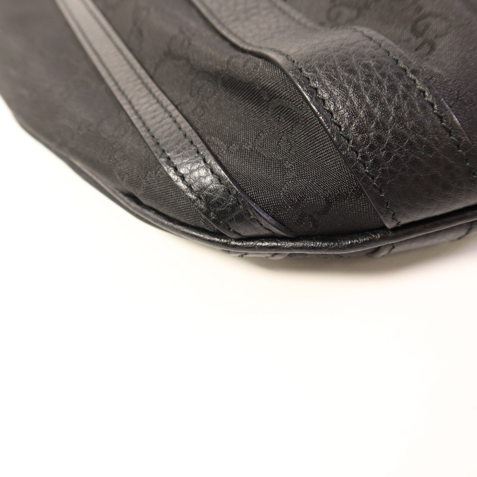 GUCCI 尼龍Shoulder Tote金扣肩背袋/手挽袋