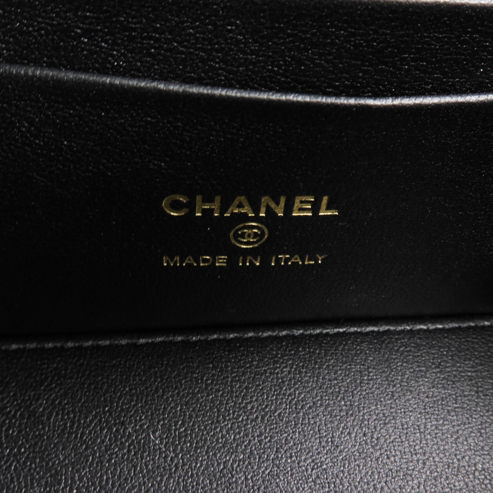 CHANEL 【激減優惠】羊皮皮革Vanity Case金扣鏈帶肩背袋