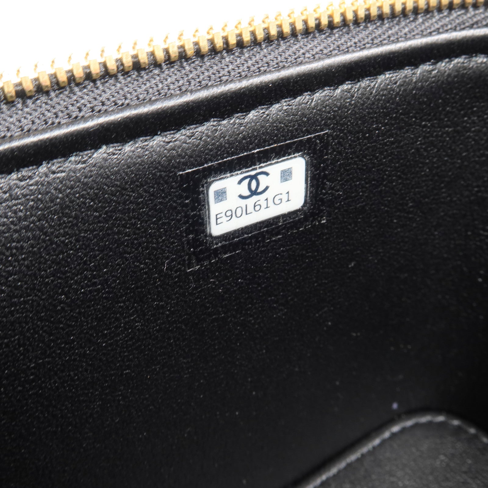 CHANEL 【激減優惠】羊皮皮革Vanity Case金扣鏈帶肩背袋