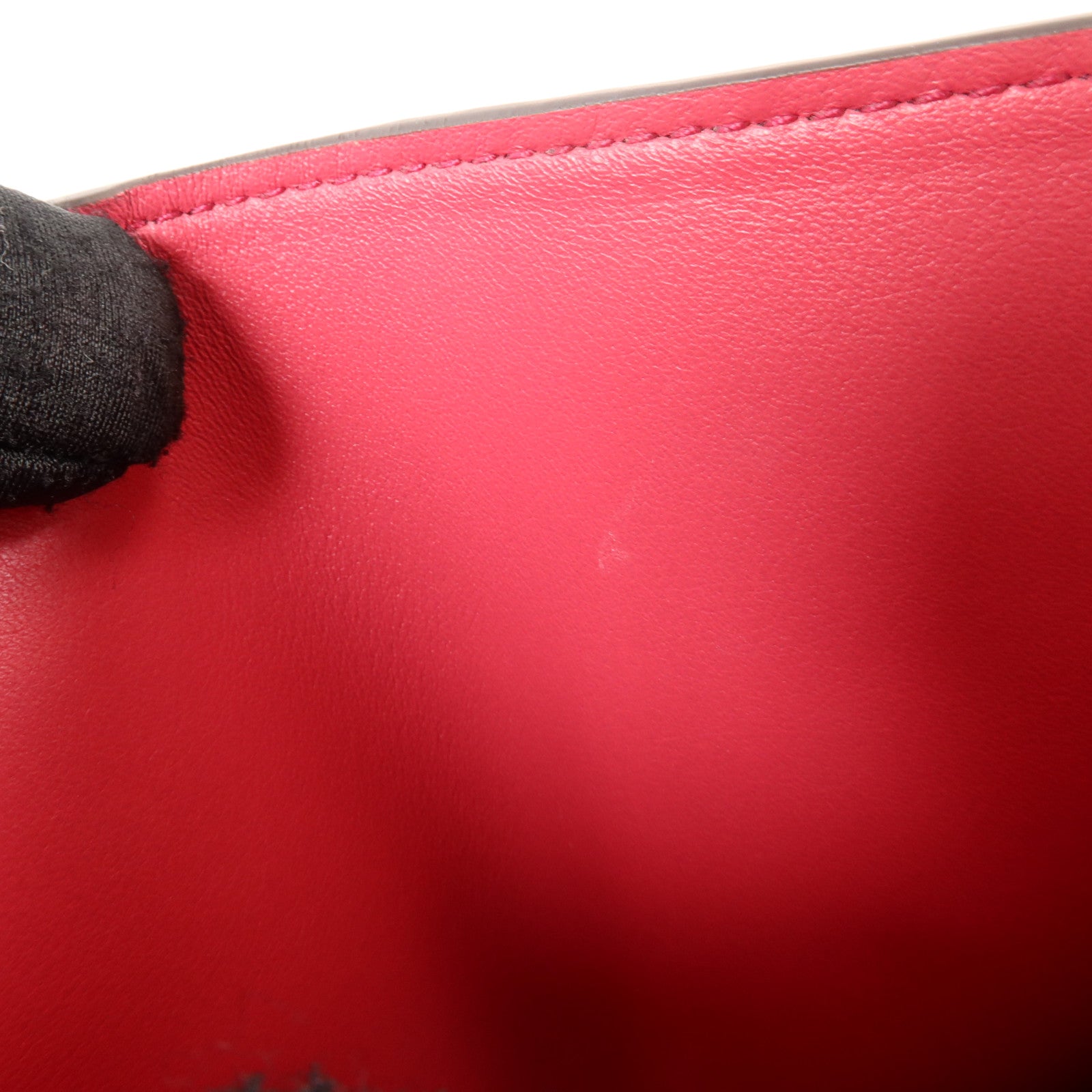LOUIS VUITTON 牛皮皮革Capucines Wallet金扣錢包