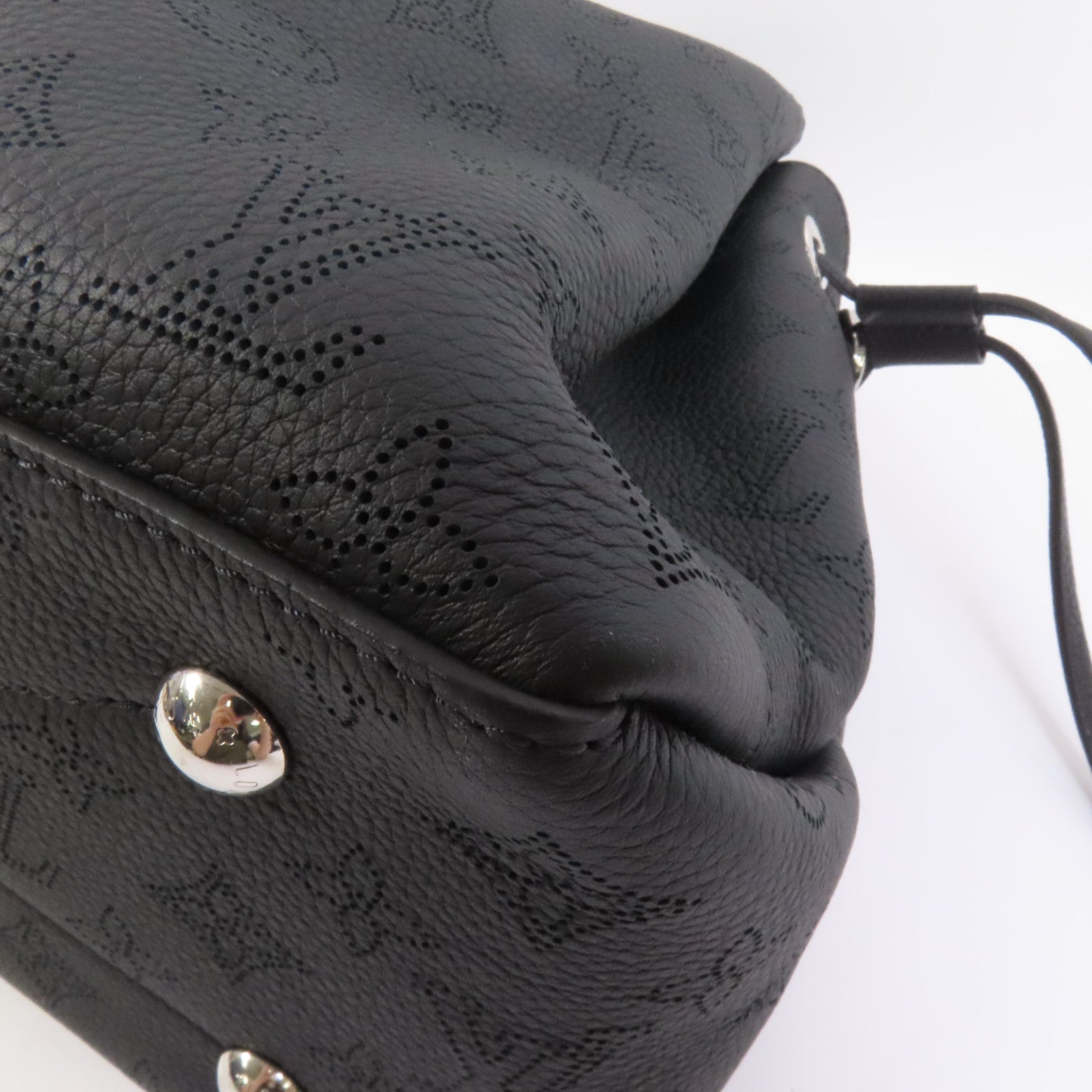 LOUIS VUITTON Mahina Bella Tote銀扣鏈帶手挽肩背兩用袋