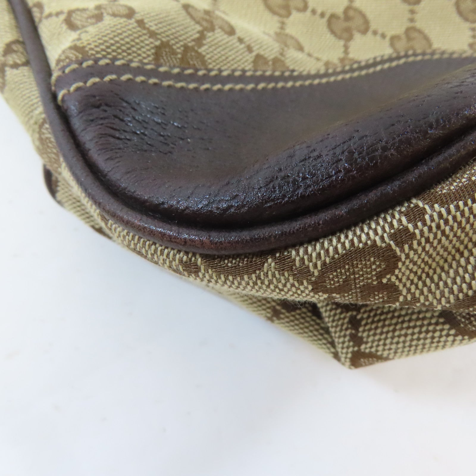 GUCCI 帆布Shoulder Bag金扣肩背袋啡色
