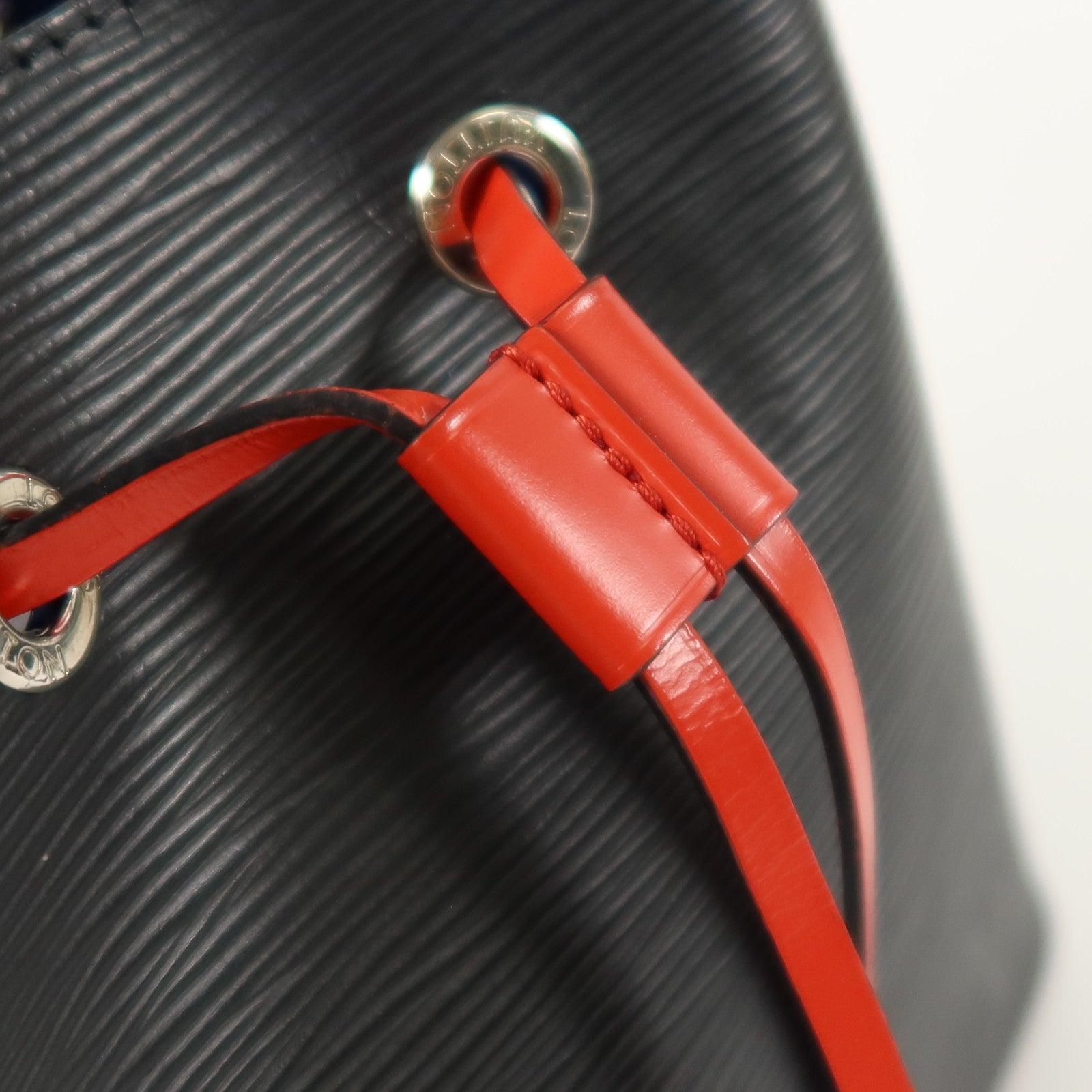 LOUIS VUITTON Epi Neo Noe BB銀扣手挽肩背兩用袋