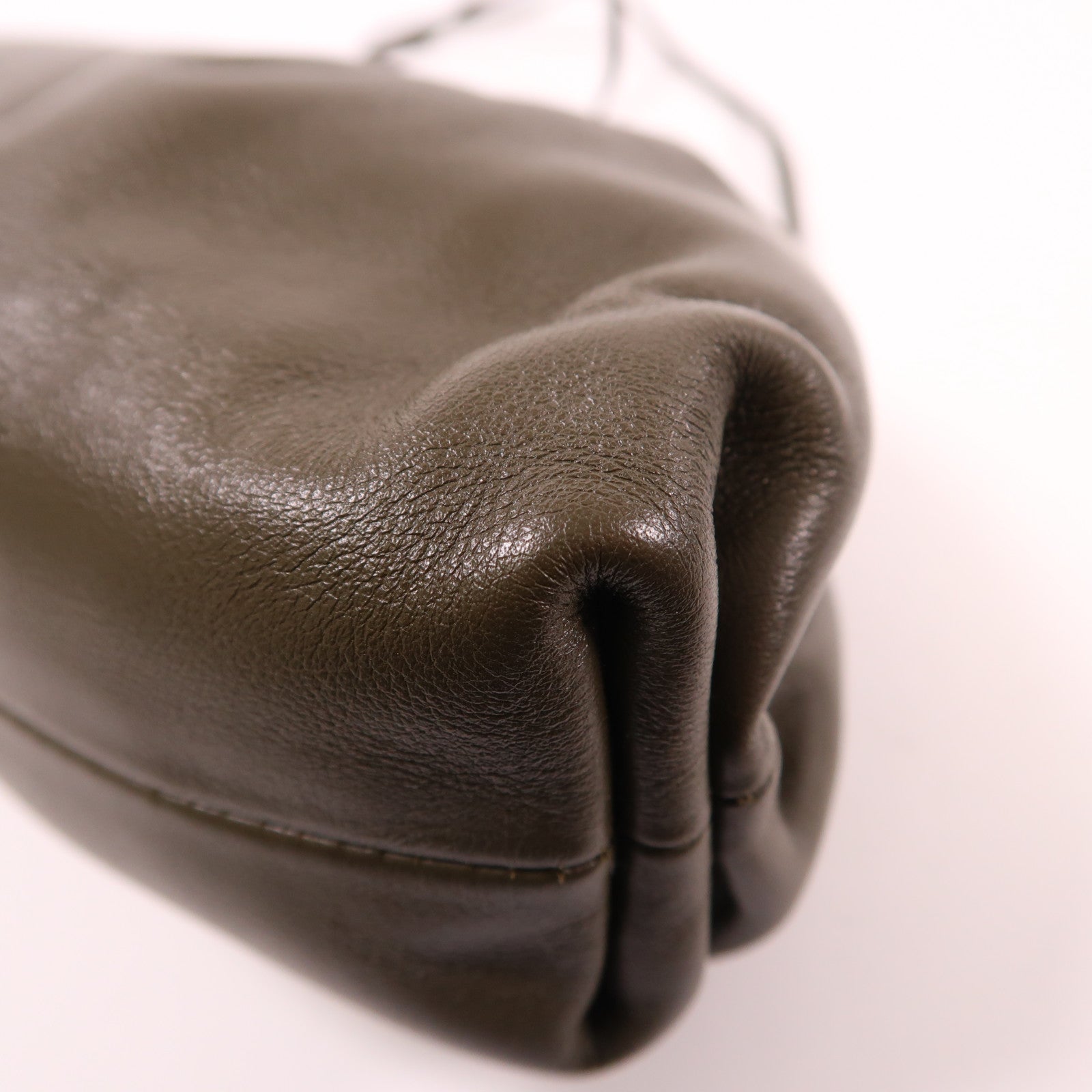 BOTTEGA VENETA 羊皮皮革Shoulder Bag金扣肩背袋