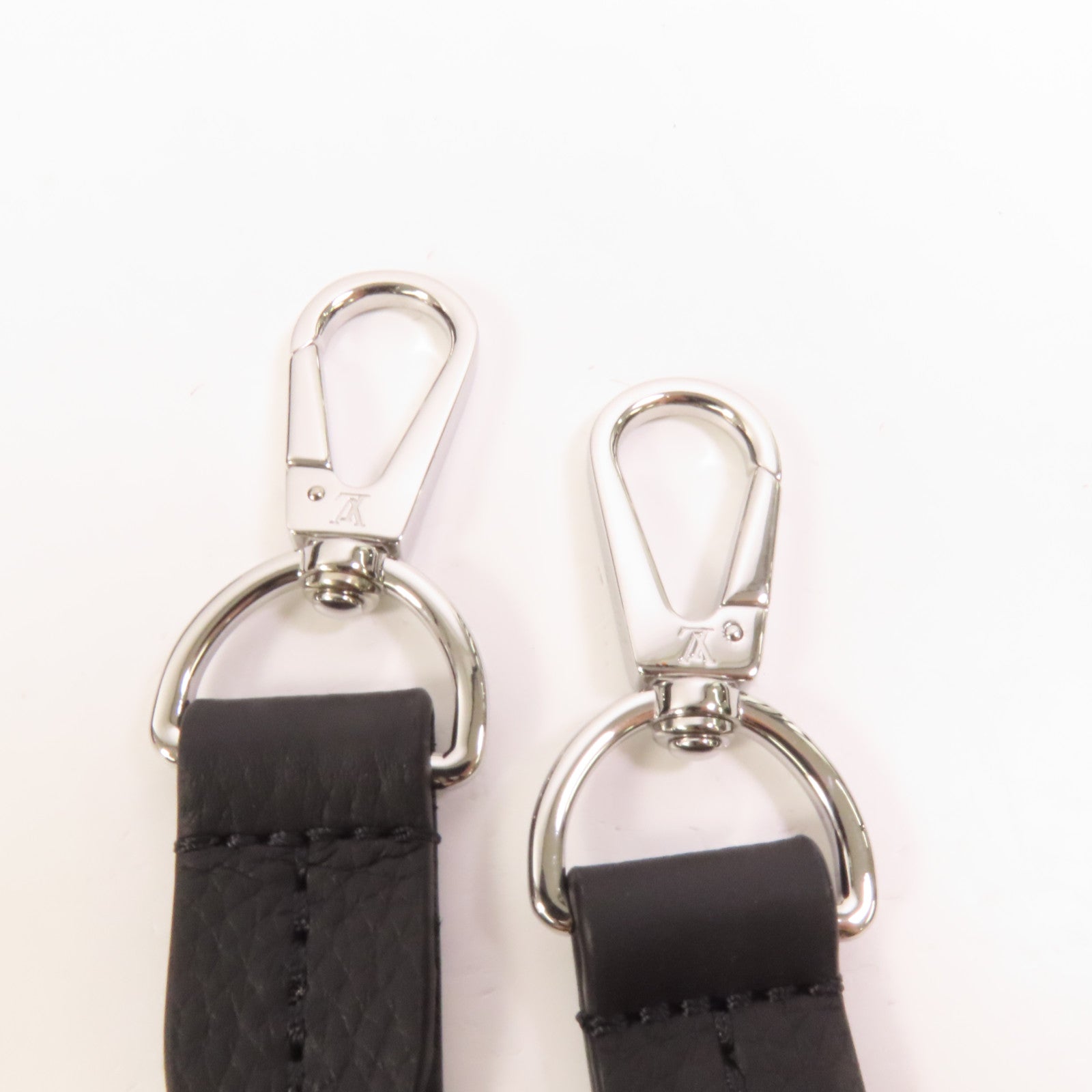 LOUIS VUITTON Mahina Bella Tote銀扣鏈帶手挽肩背兩用袋