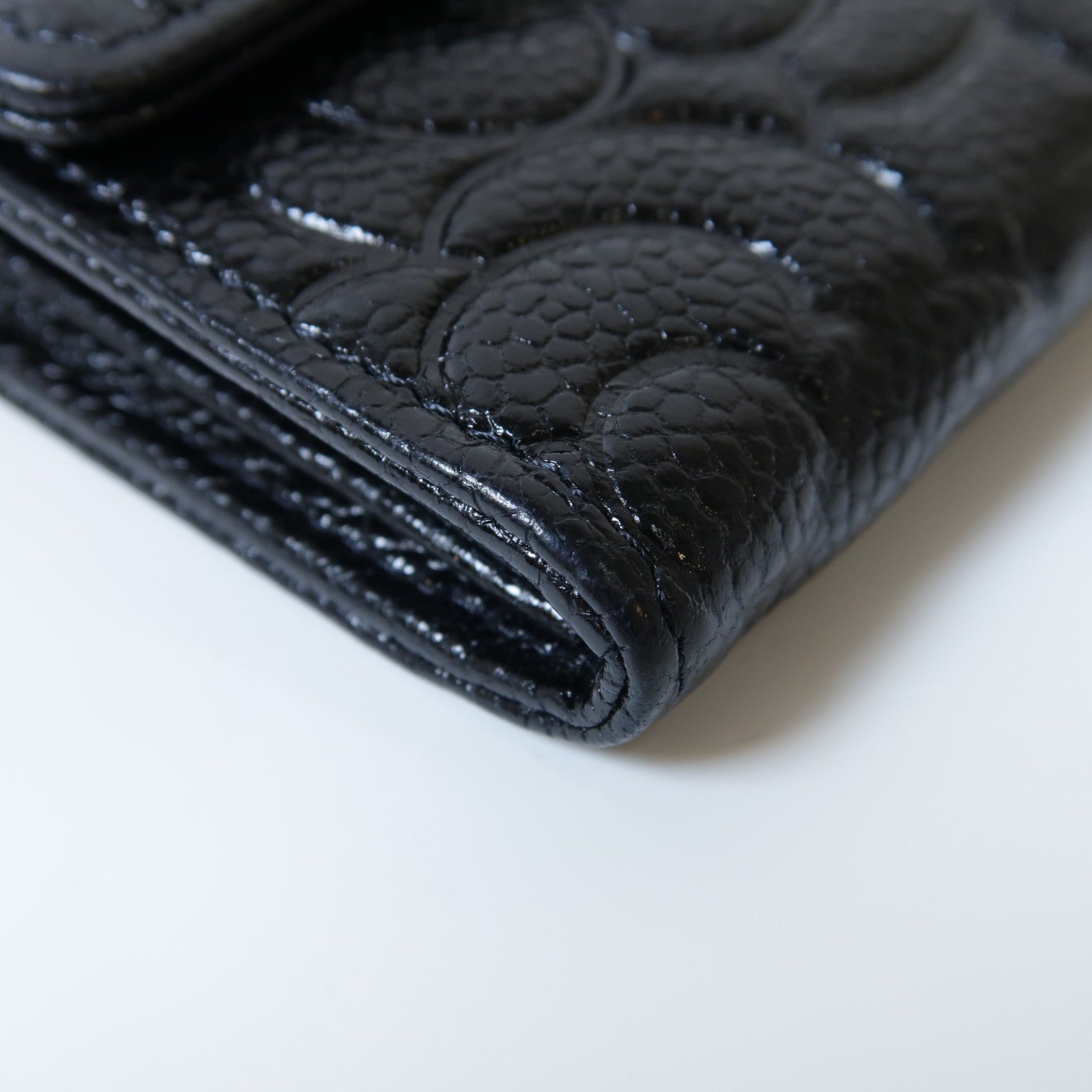 CHANEL 牛皮皮革Camellia Long Wallet銀扣長錢包黑色
