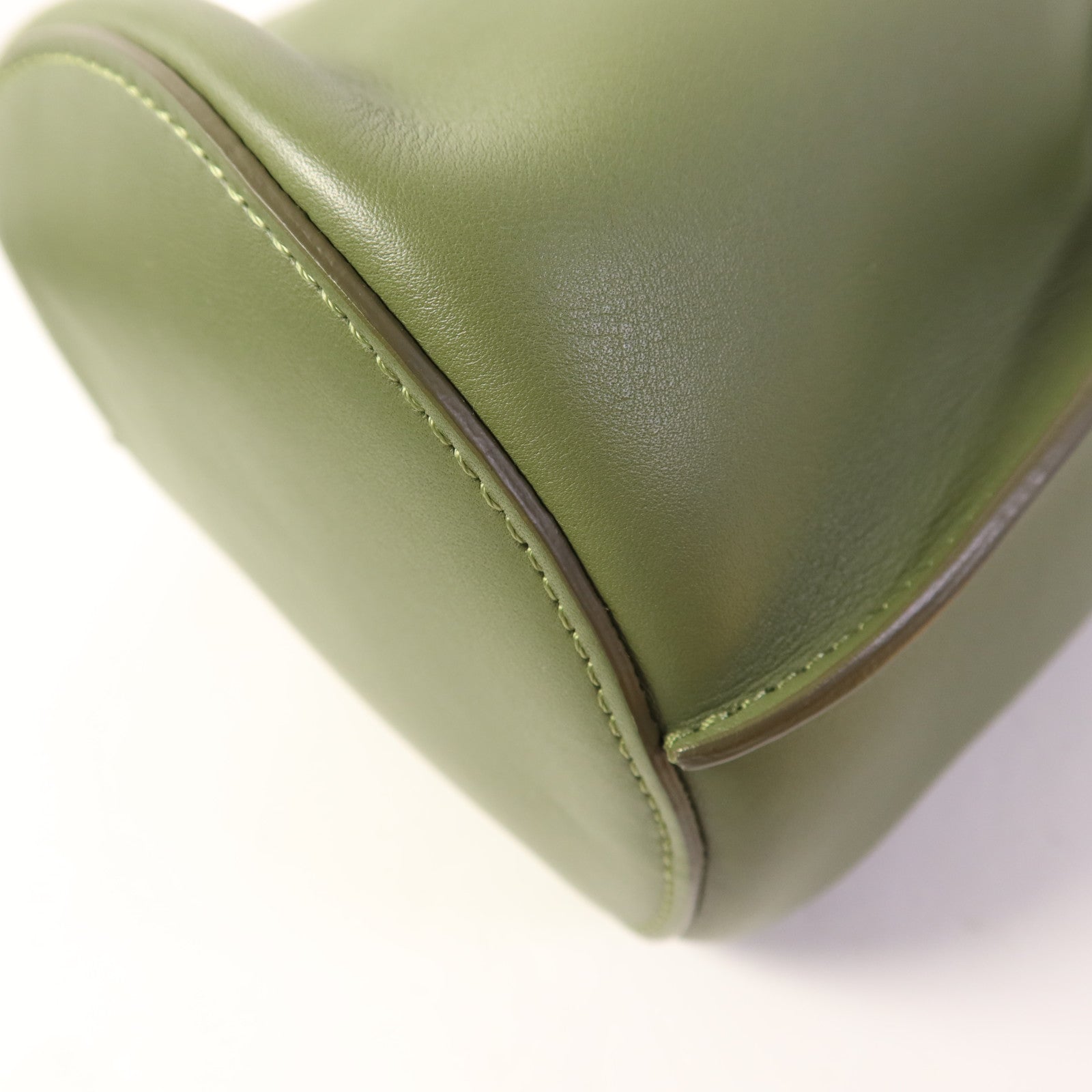 CELINE 牛皮皮革Nano Bucket銀扣手挽肩背兩用袋