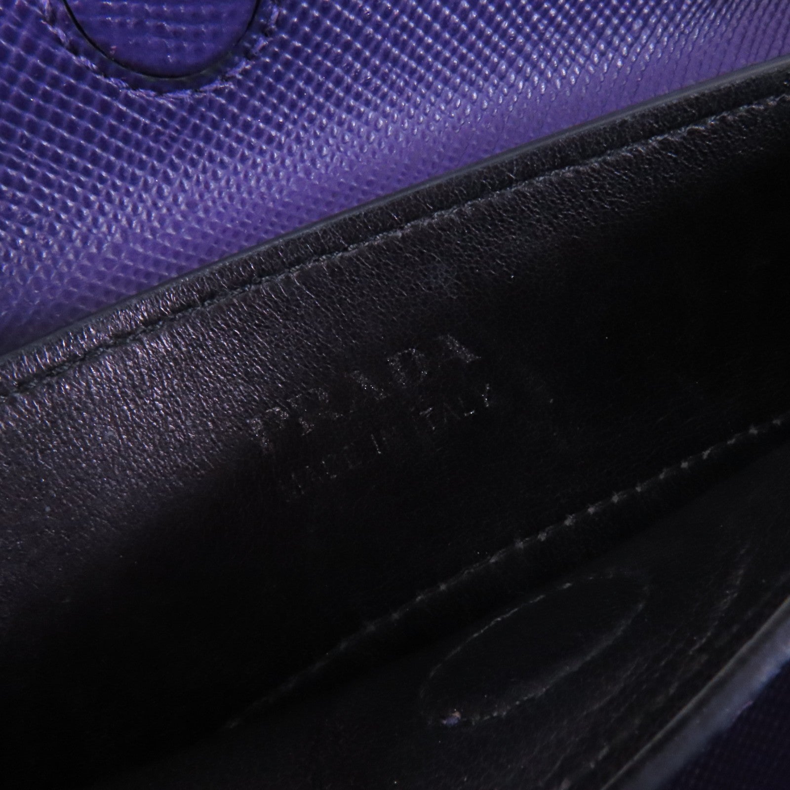 PRADA Saffiano皮革Double金扣手挽肩背兩用袋