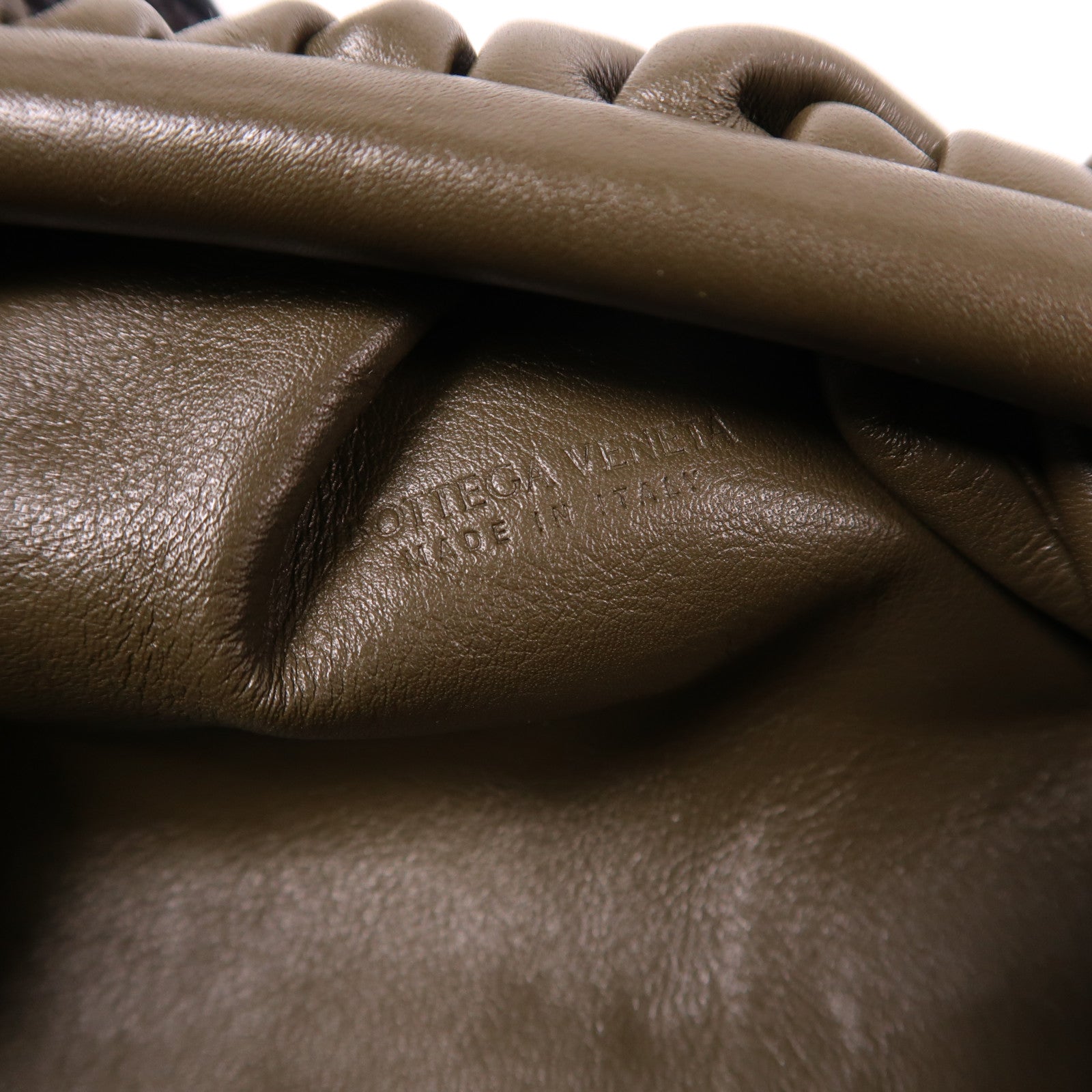 BOTTEGA VENETA 羊皮皮革Shoulder Bag金扣肩背袋