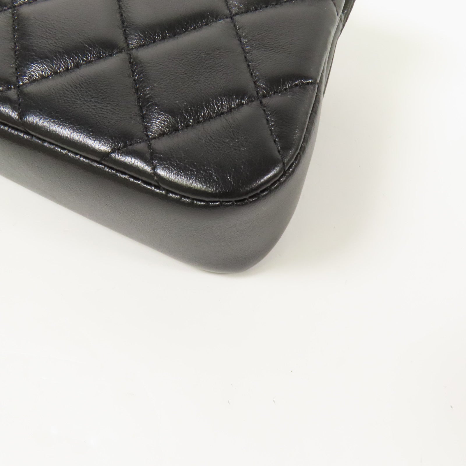 CHANEL 牛皮皮革Chain Shoulder金扣肩背袋