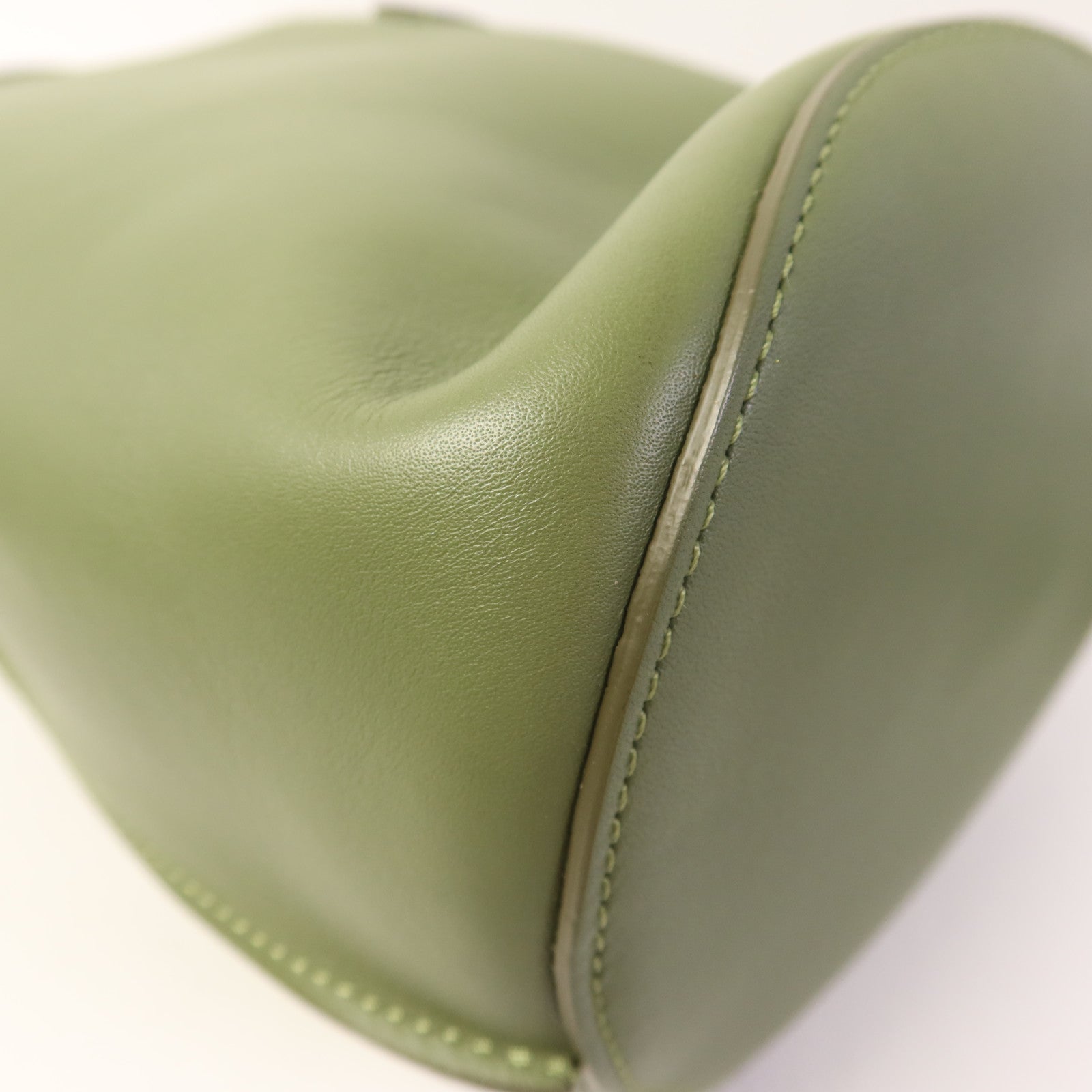 CELINE 牛皮皮革Nano Bucket銀扣手挽肩背兩用袋