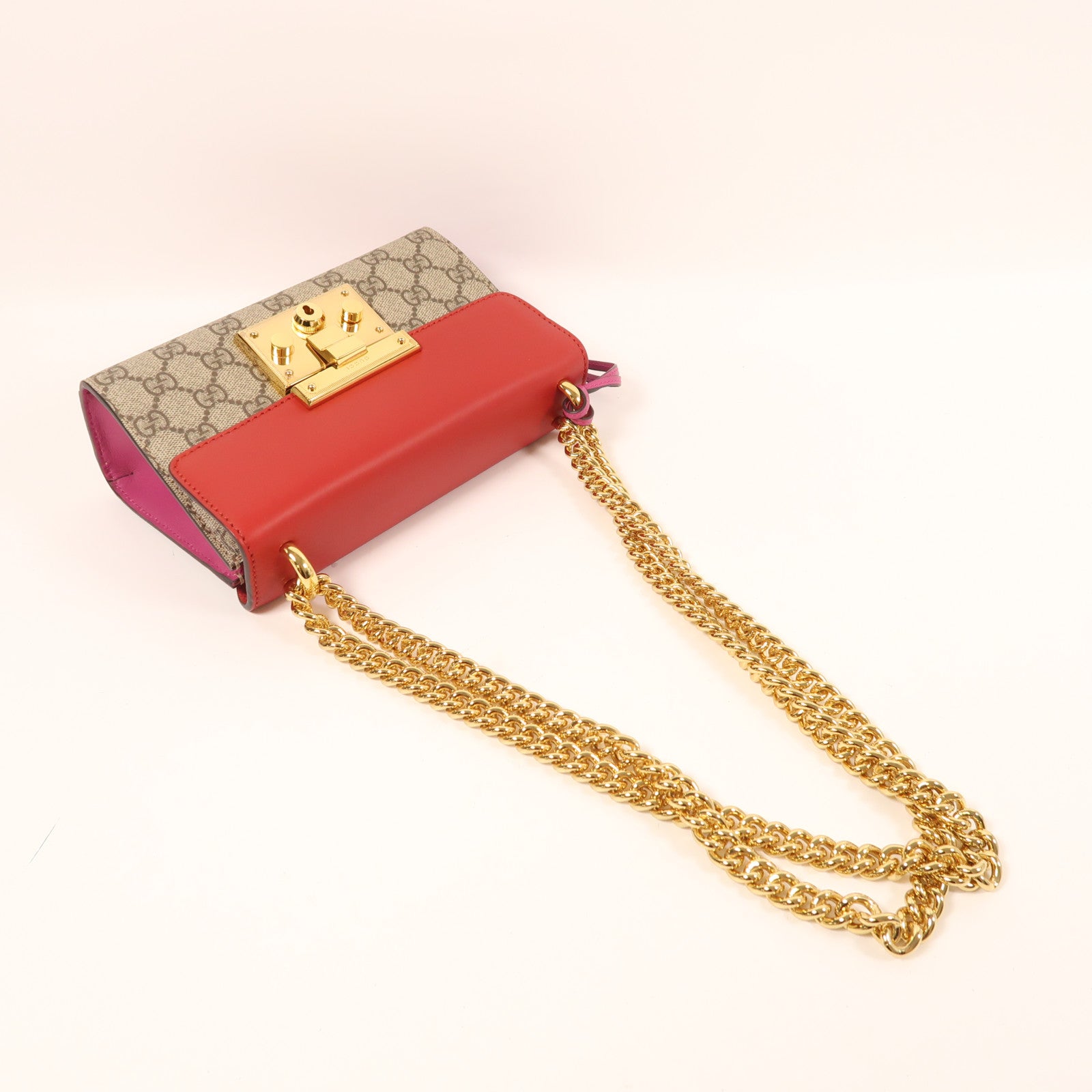 GUCCI 塗層帆布Padlock金扣鏈帶肩背袋