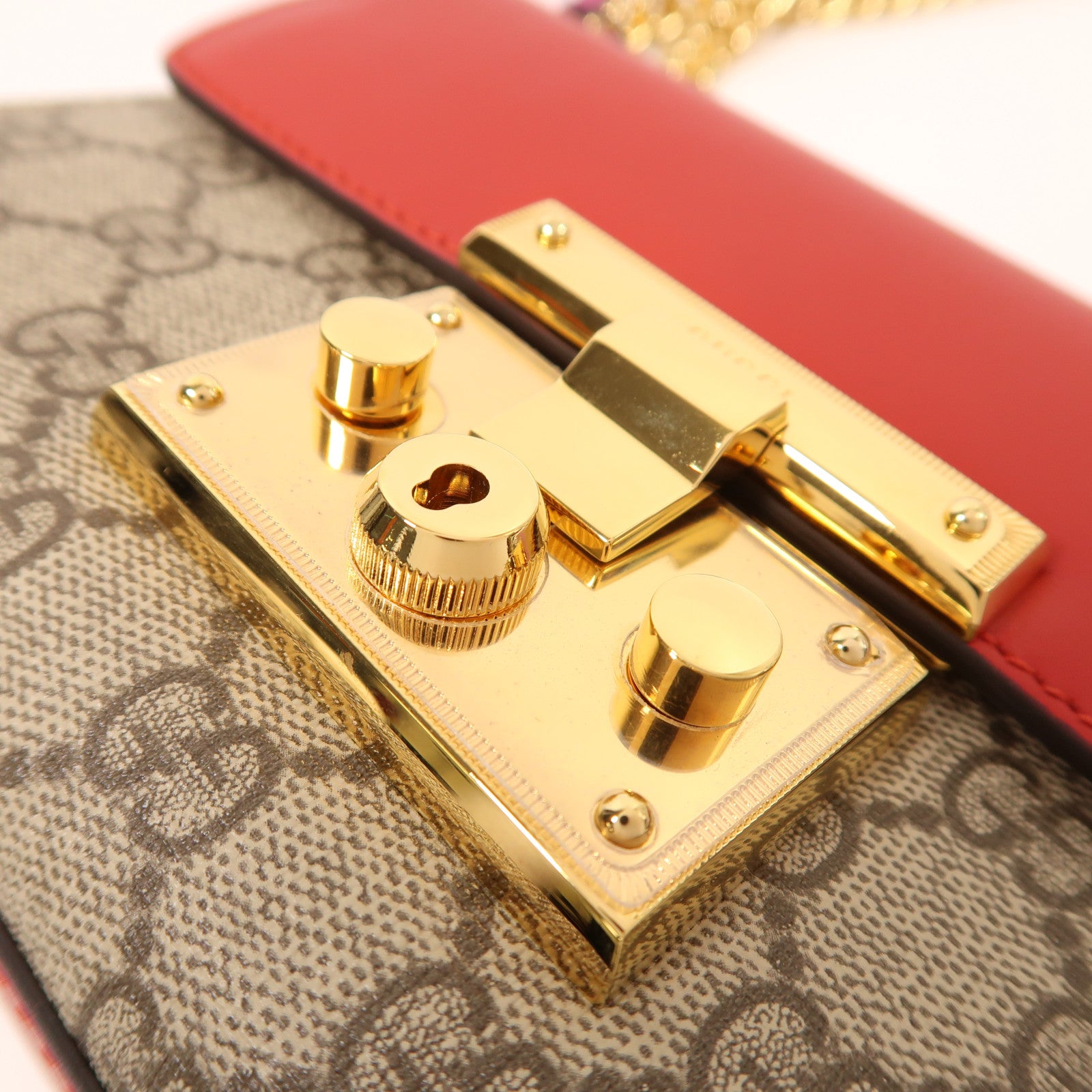 GUCCI 塗層帆布Padlock金扣鏈帶肩背袋