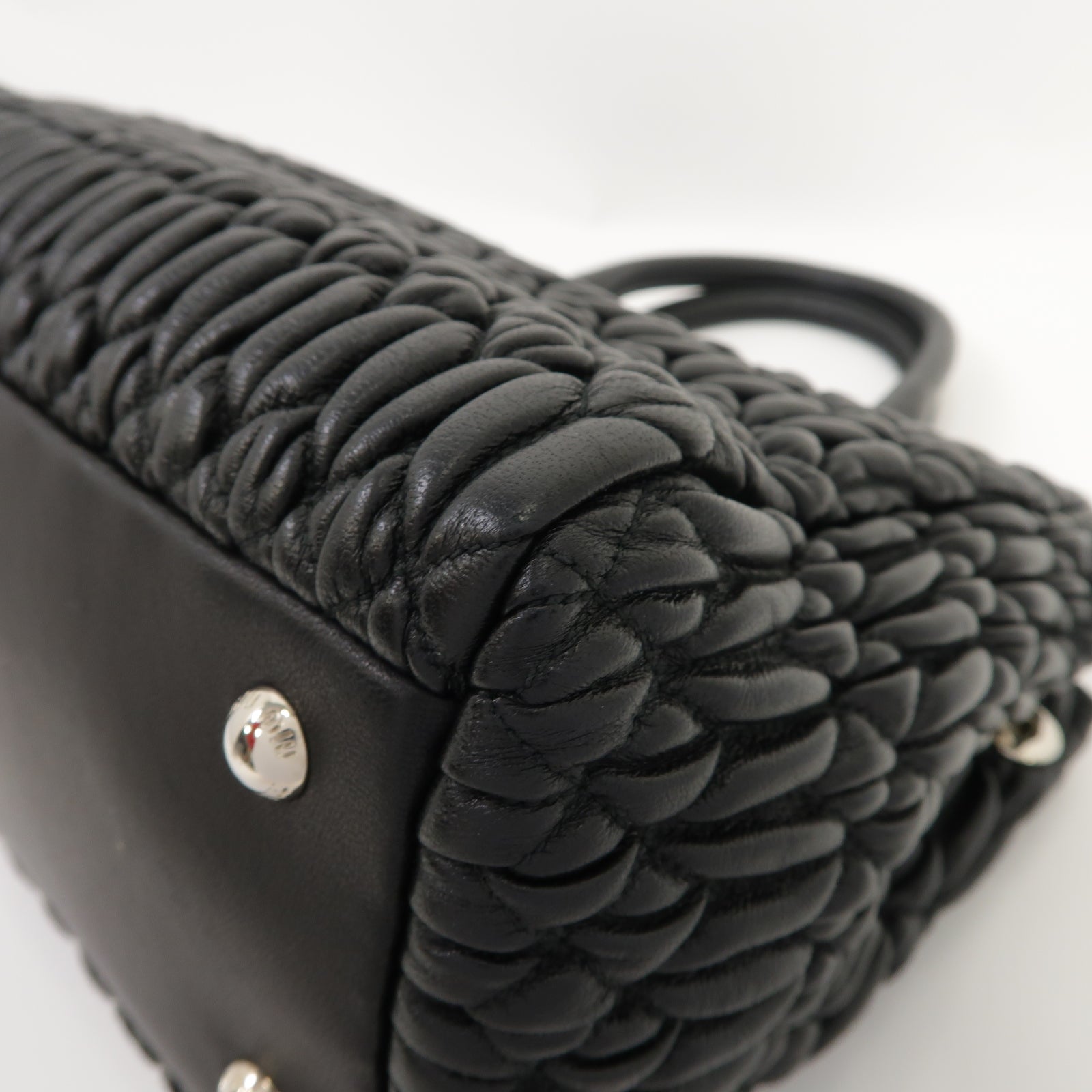 Miu Miu 羊皮皮革2 Way Shoulder銀扣手挽肩背兩用袋黑色