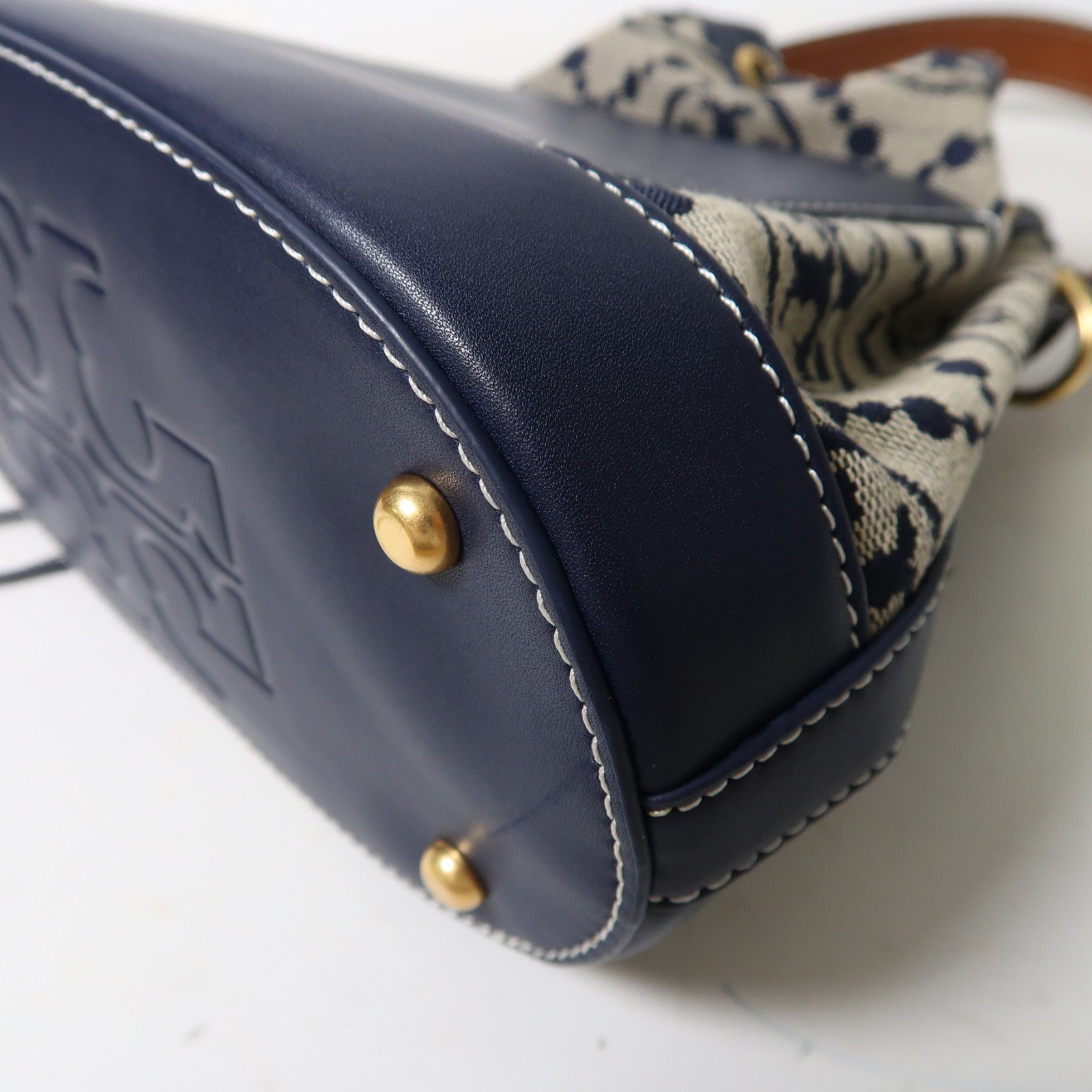 Tory Burch 帆布Bucket Bag金扣手挽肩背兩用袋深藍色