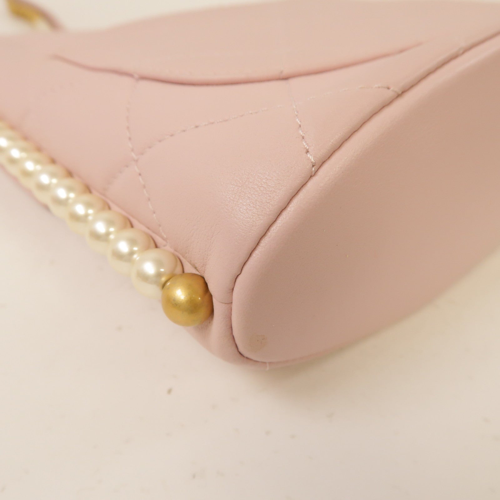 CHANEL 菱格牛皮皮革Chain Shoulder金扣鏈帶肩背袋粉紅色