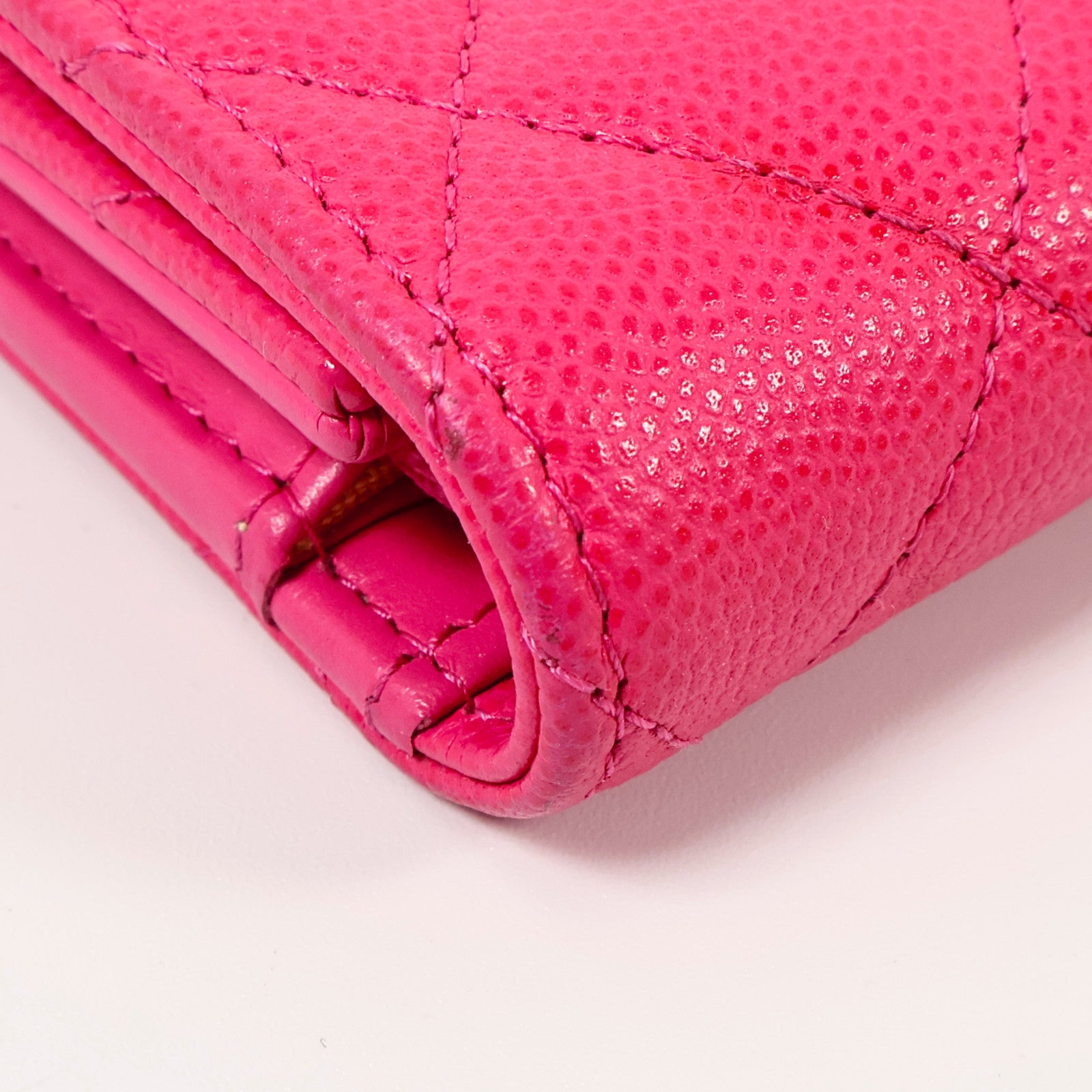 CHANEL 牛皮皮革C19 Medium Flap錢包