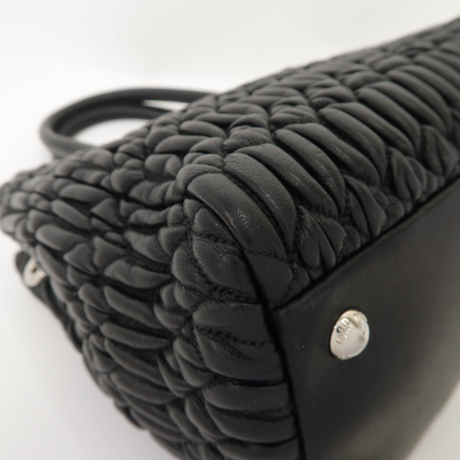 Miu Miu 羊皮皮革2 Way Shoulder銀扣手挽肩背兩用袋黑色