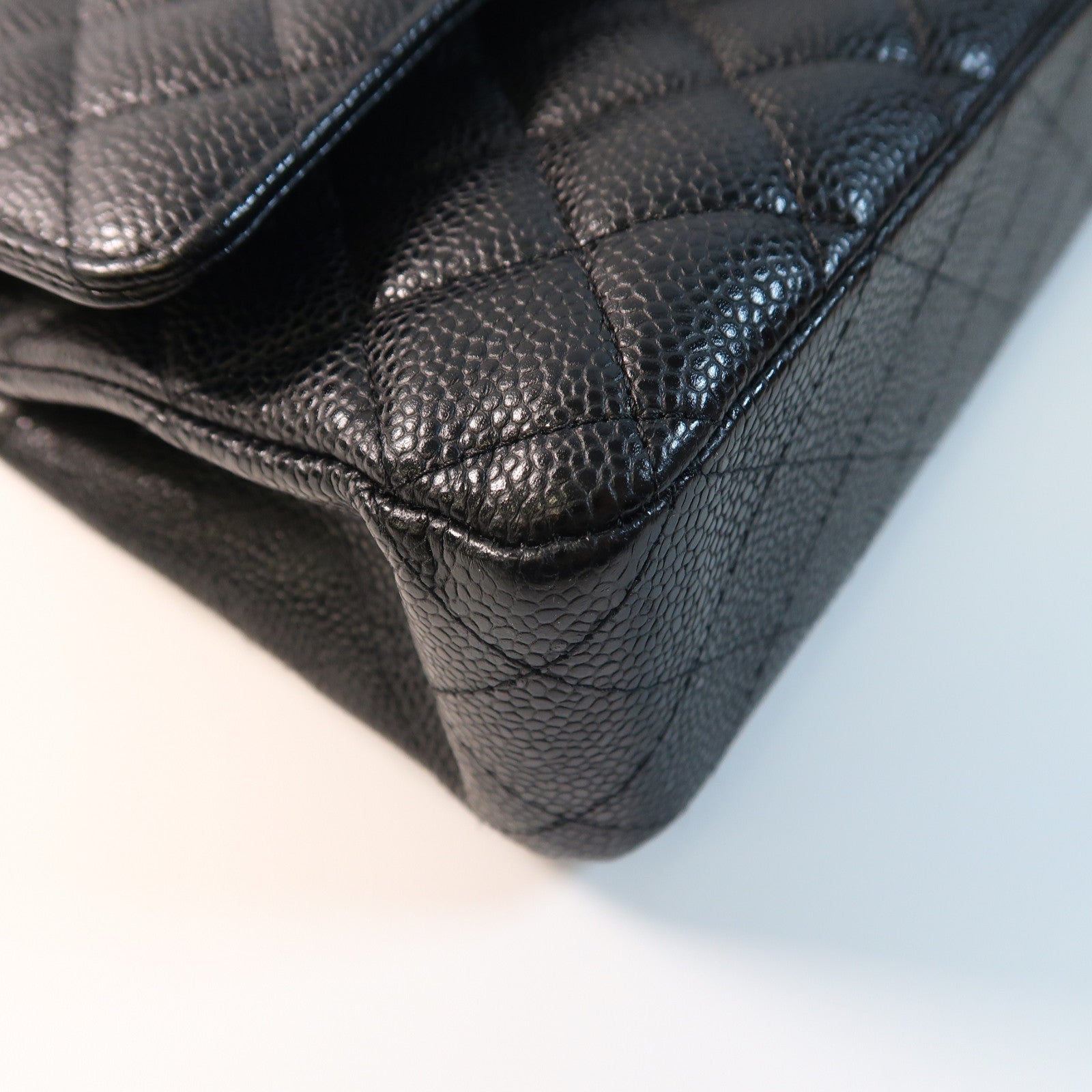 CHANEL 菱格牛皮皮革Classic 25金扣鏈帶肩背袋黑色