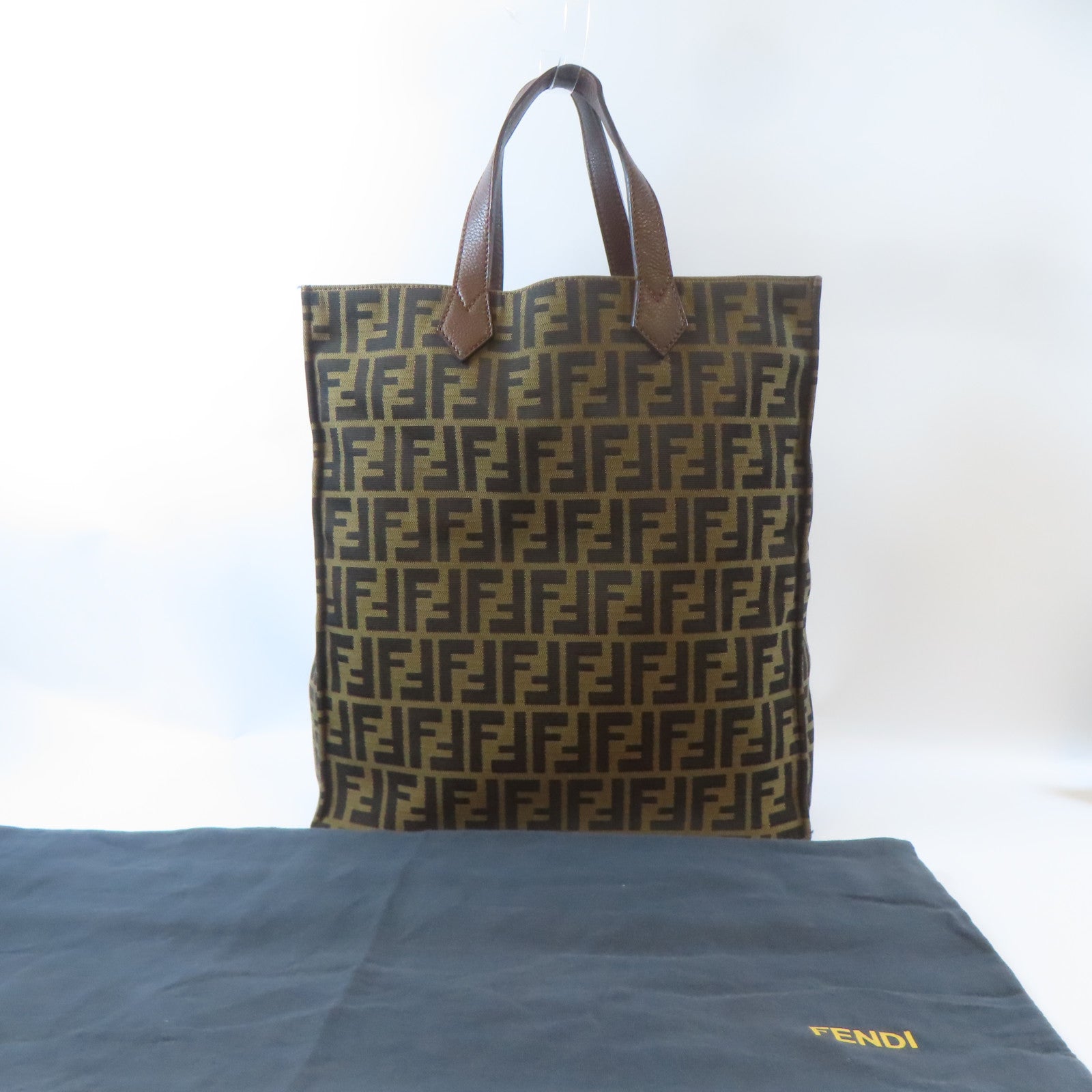 FENDI 帆布Zucca Tote Bag手挽袋啡色