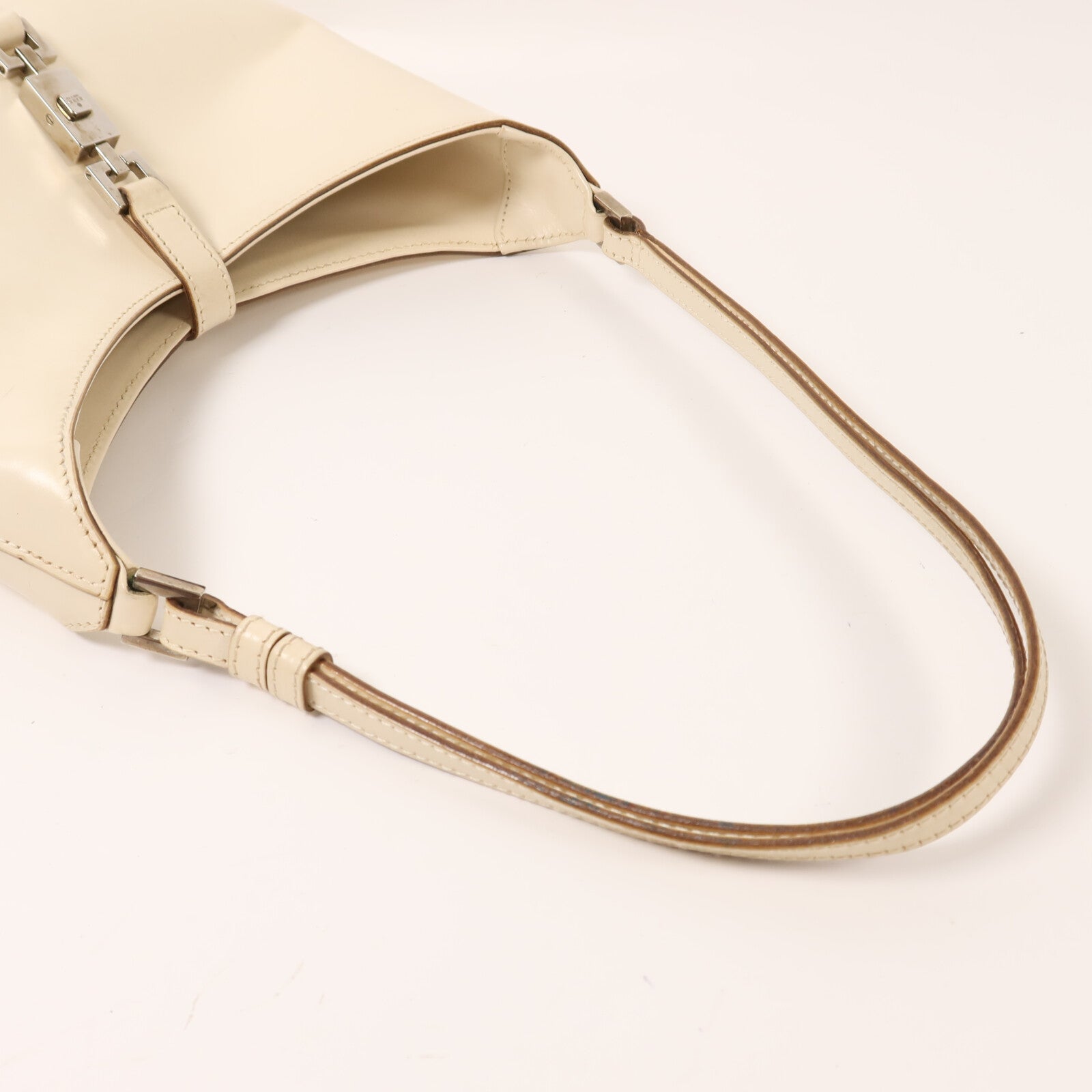 GUCCI 牛皮皮革Jackie Vintage銀扣肩背袋