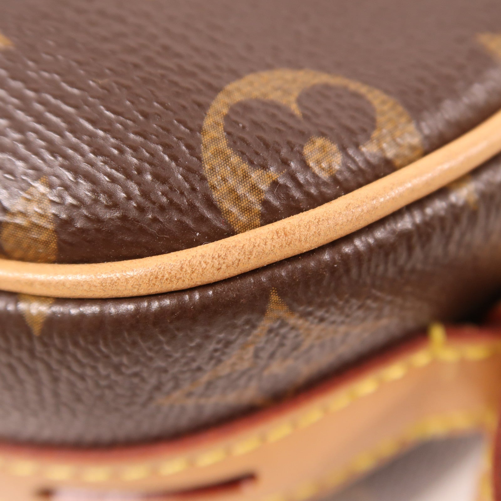 LOUIS VUITTON Monogram Boite Chapeau Souple金扣肩背袋
