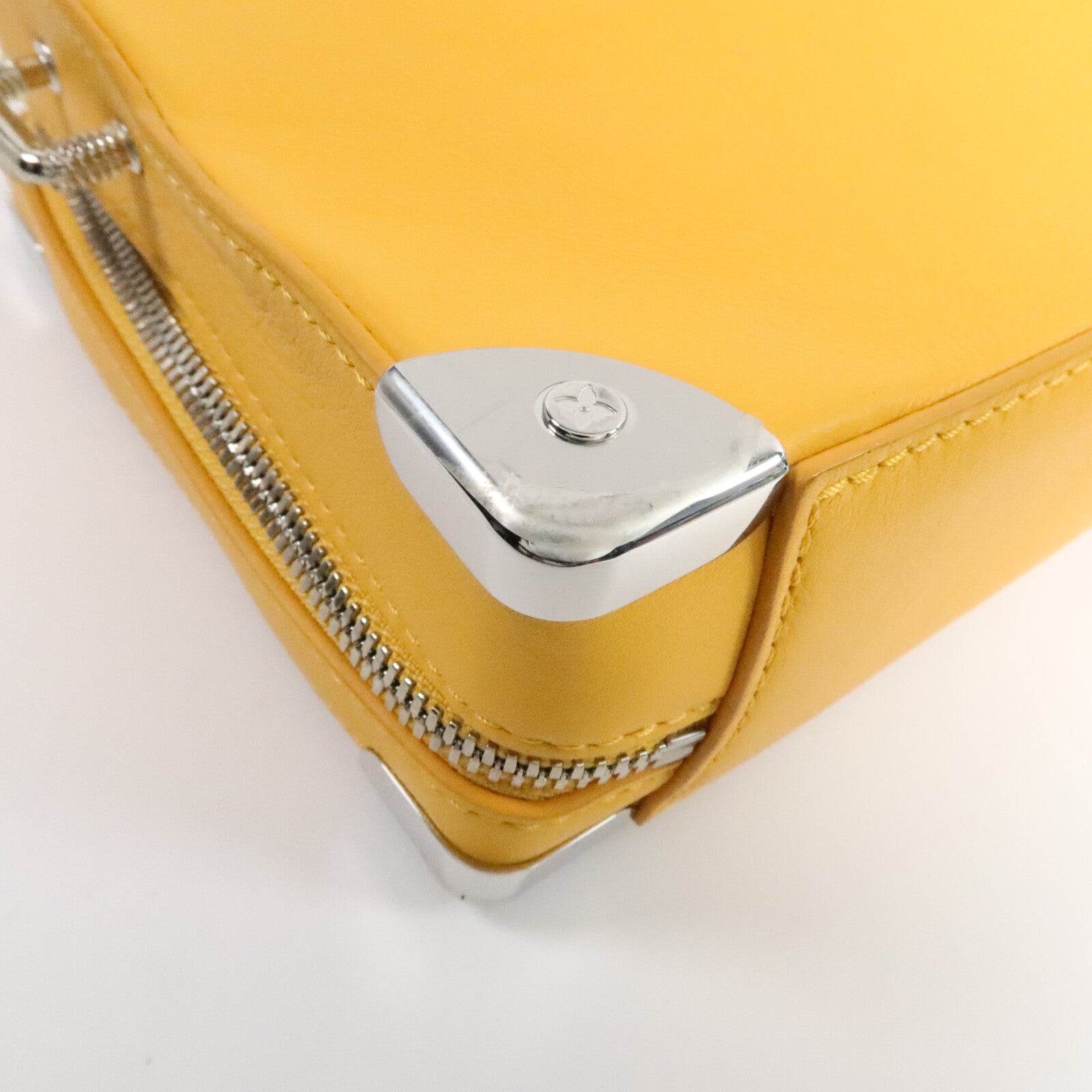 LOUIS VUITTON Taurillon Virgil Handle Soft Trunk Bag肩背袋