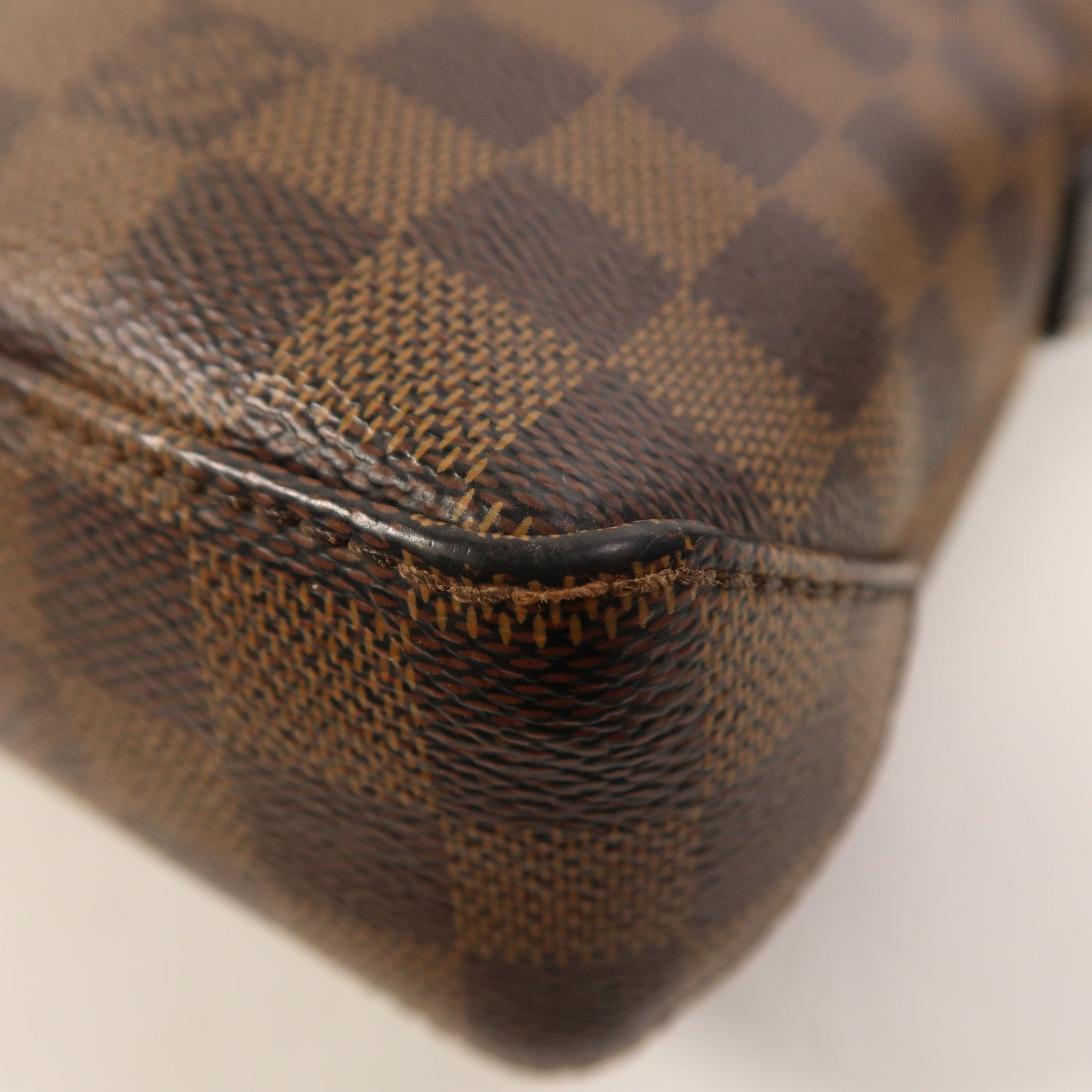 LOUIS VUITTON 【激減優惠】Damier Jake Messenger PM銀扣肩背袋
