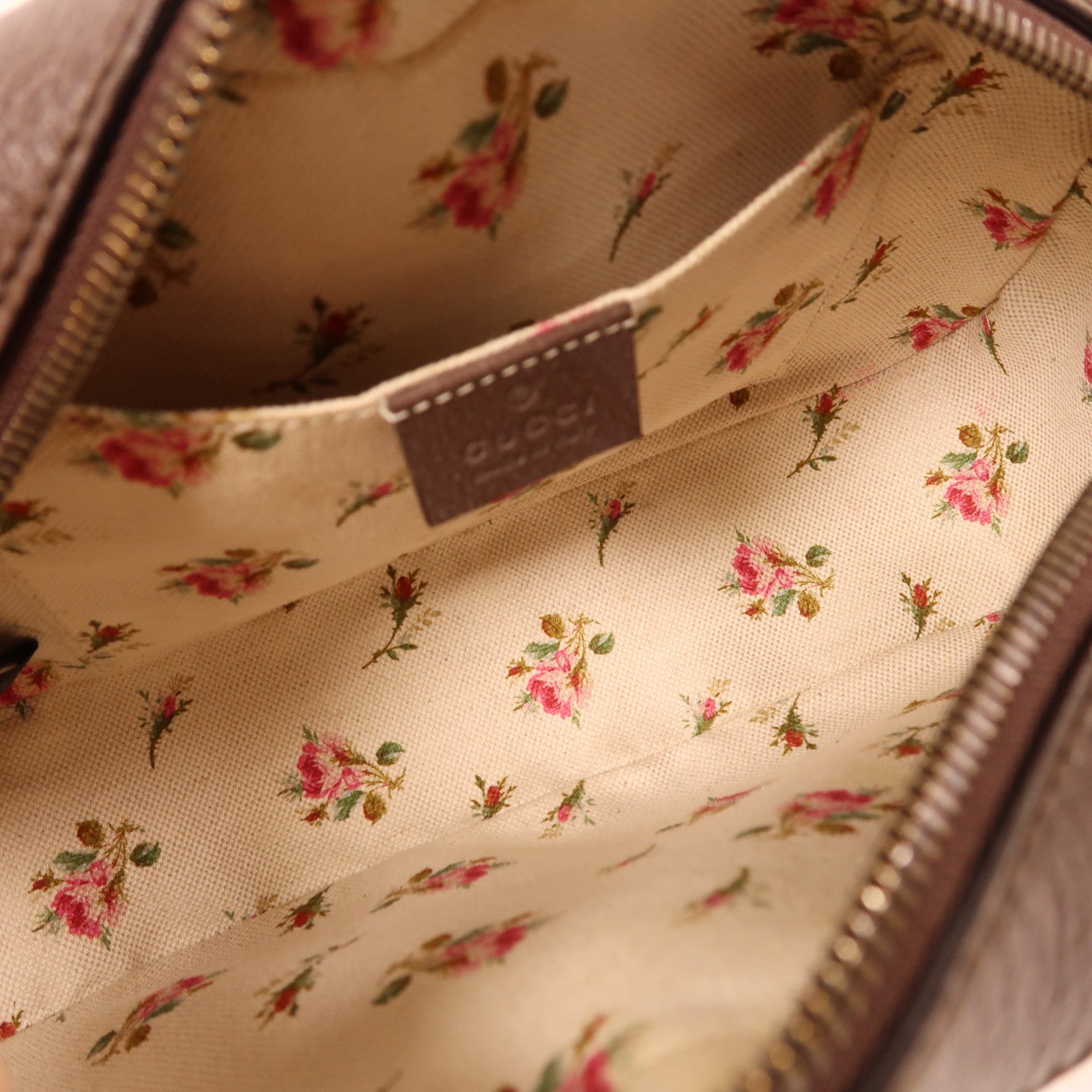 GUCCI 塗層帆布/皮革GG Supreme金扣肩背袋
