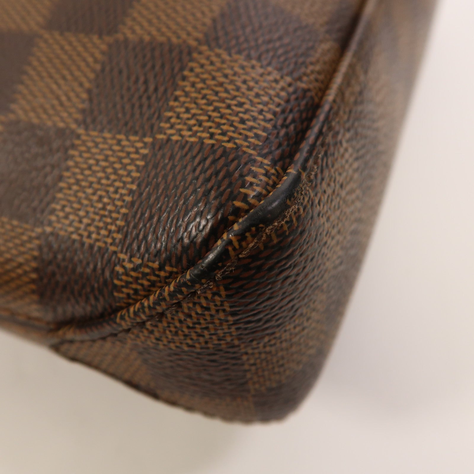 LOUIS VUITTON 【激減優惠】Damier Jake Messenger PM銀扣肩背袋