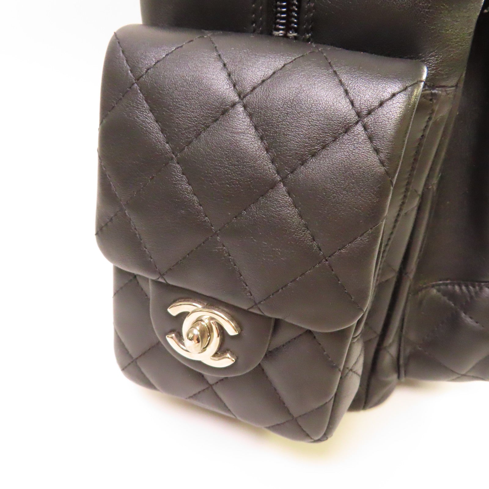 CHANEL 菱格牛皮皮革Cambon Shoulder Bag銀扣肩背袋黑色