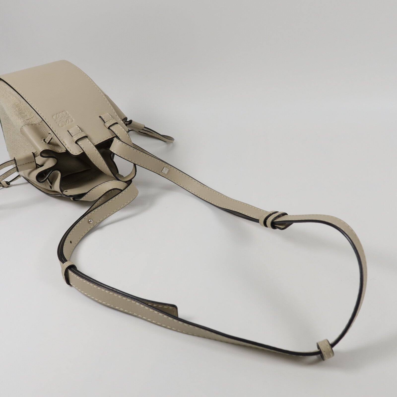 LOEWE 帆布/牛皮皮革Mini Hammock手挽肩背兩用袋