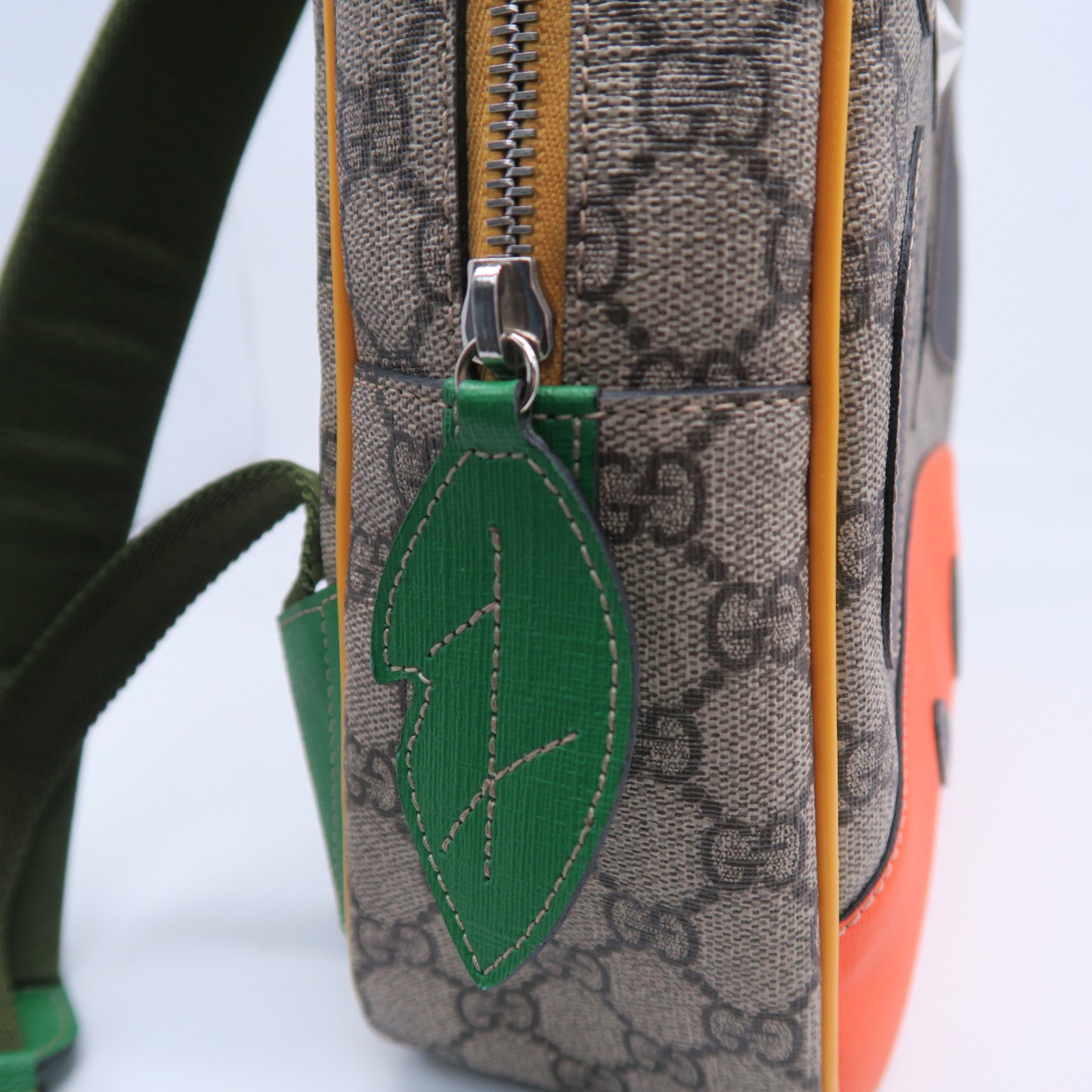 GUCCI 【清倉大減價】塗層帆布Backpack銀扣背包啡色/綠色/橙色