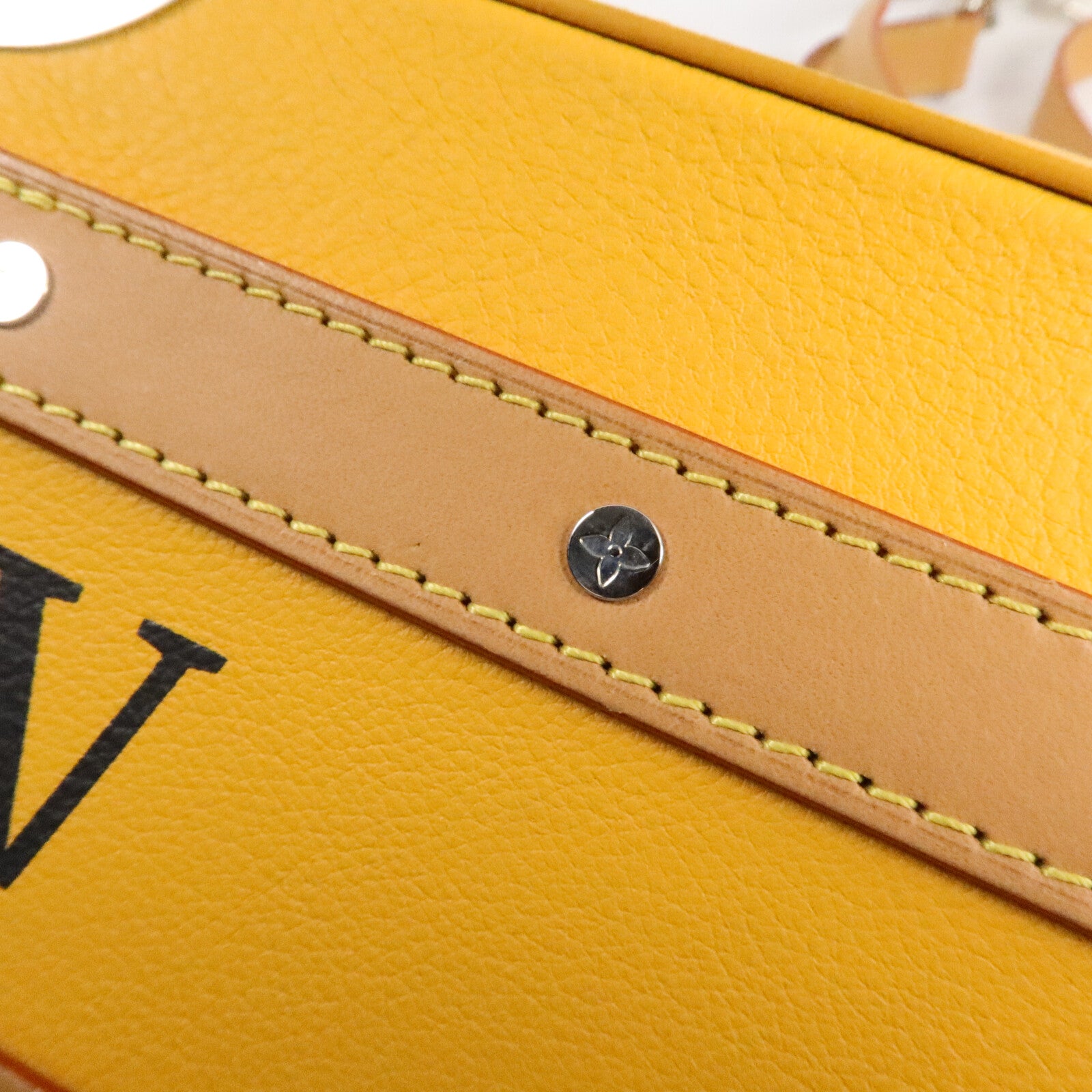 LOUIS VUITTON Taurillon Virgil Handle Soft Trunk Bag肩背袋