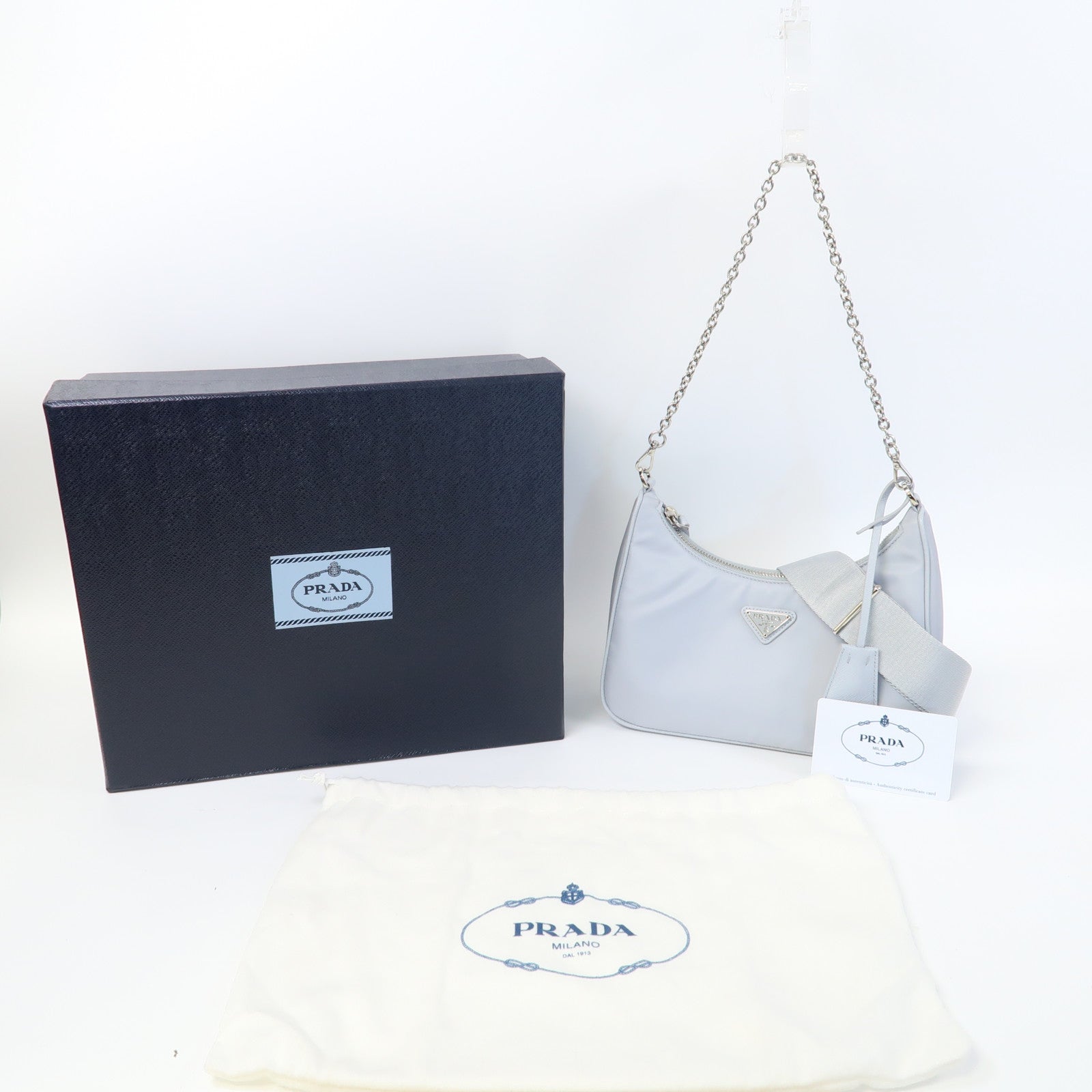 PRADA 尼龍Re-Edition銀扣手挽肩背兩用袋灰色