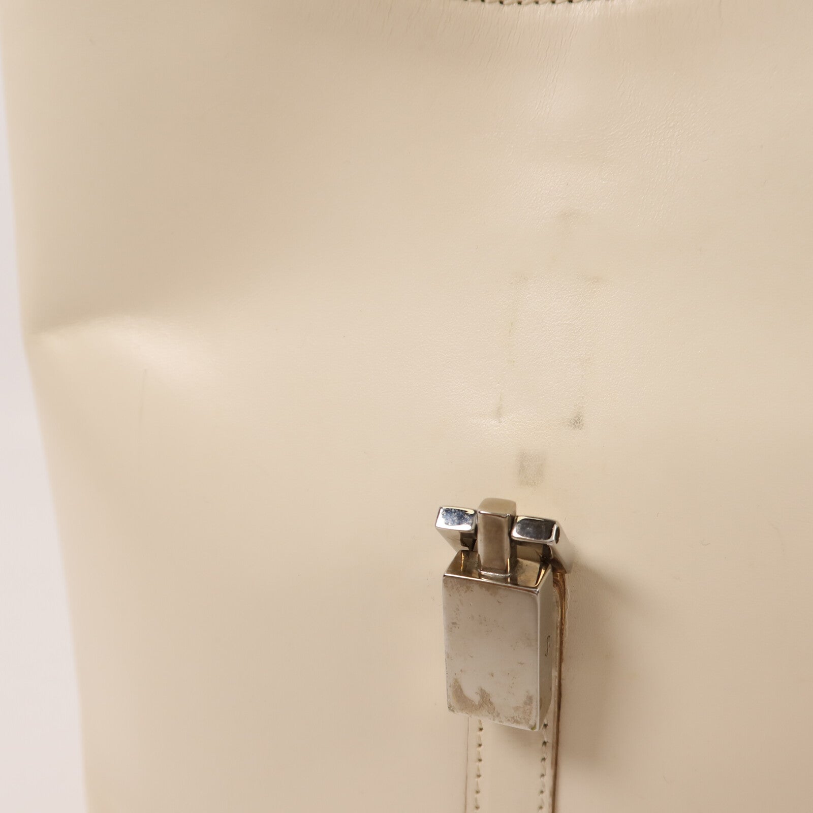 GUCCI 牛皮皮革Jackie Vintage銀扣肩背袋