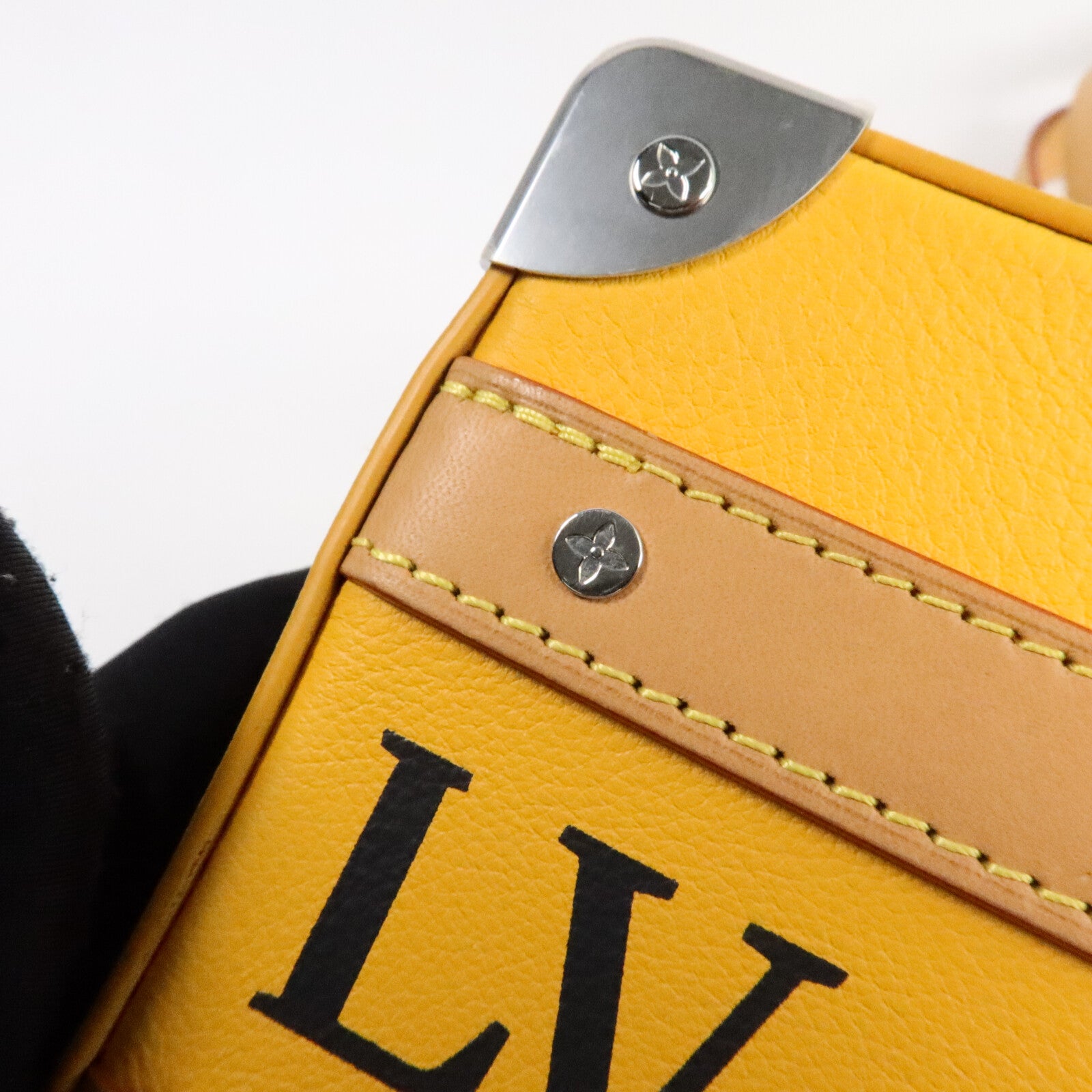 LOUIS VUITTON Taurillon Virgil Handle Soft Trunk Bag肩背袋