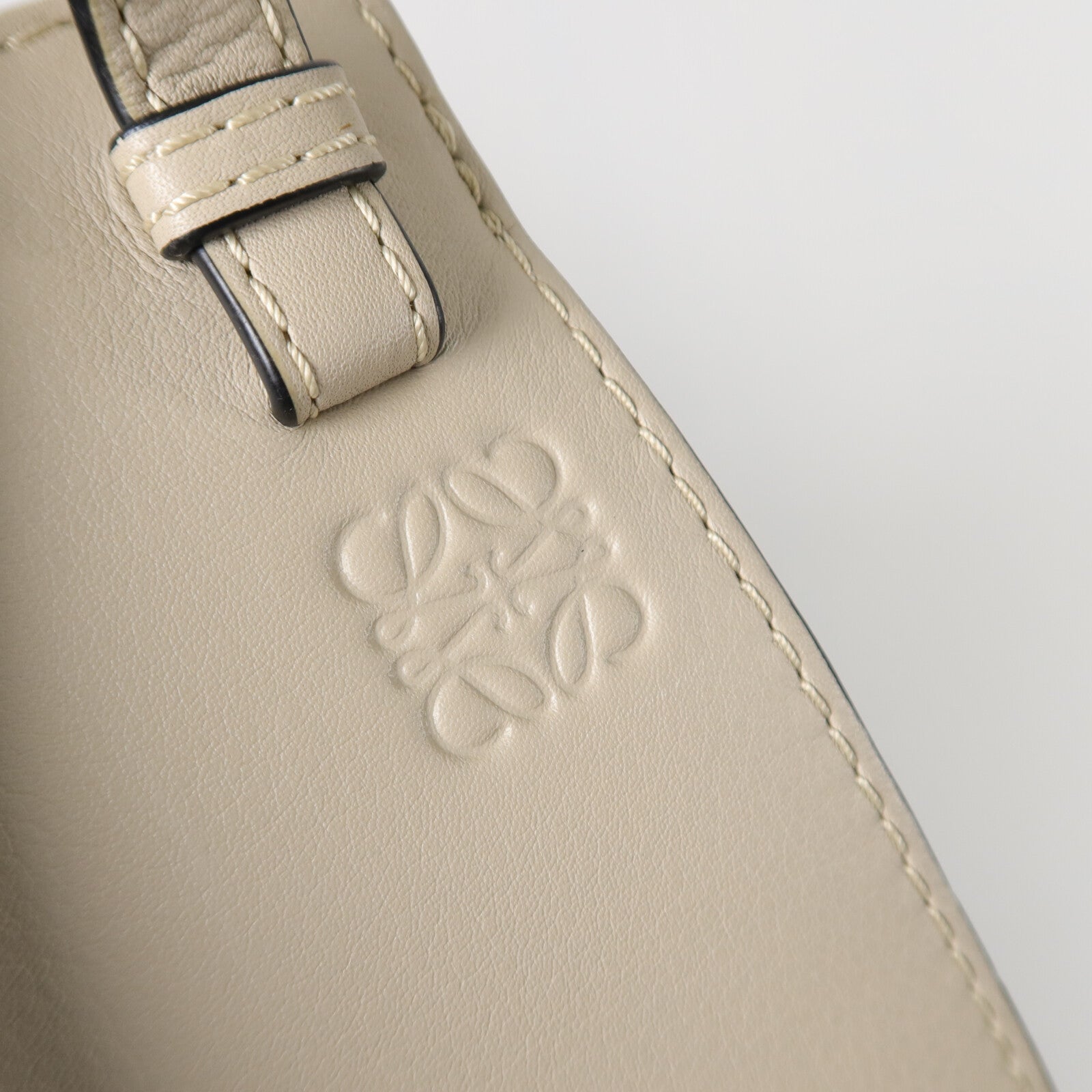 LOEWE 帆布/牛皮皮革Mini Hammock手挽肩背兩用袋