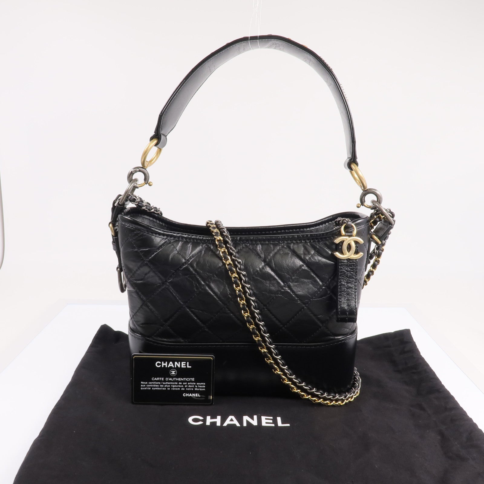 CHANEL 牛皮皮革Gabrielle Medium鏈帶肩背袋
