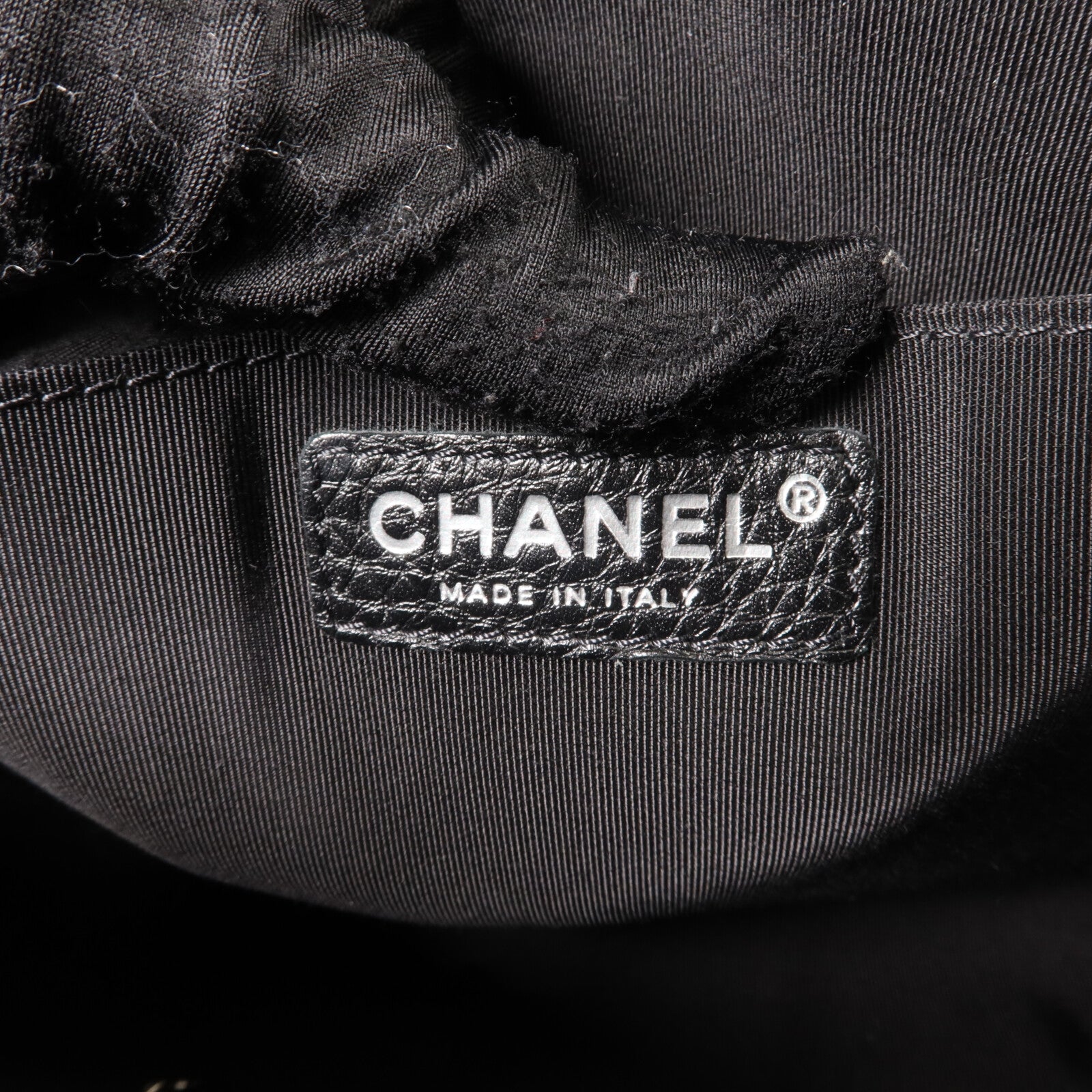 CHANEL 牛皮皮革Airlines XXL Flap Bag Small肩背袋