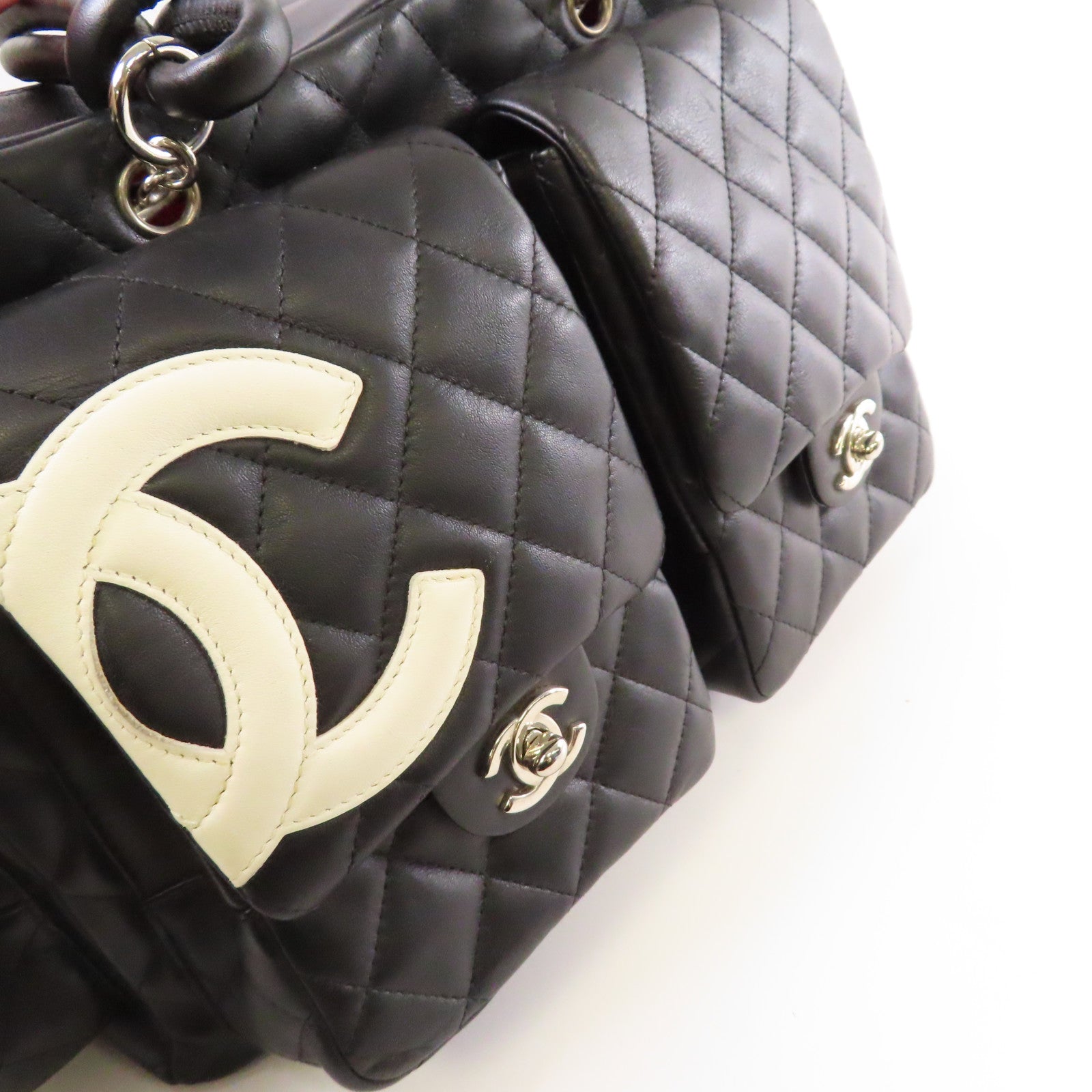 CHANEL 菱格牛皮皮革Cambon Shoulder Bag銀扣肩背袋黑色