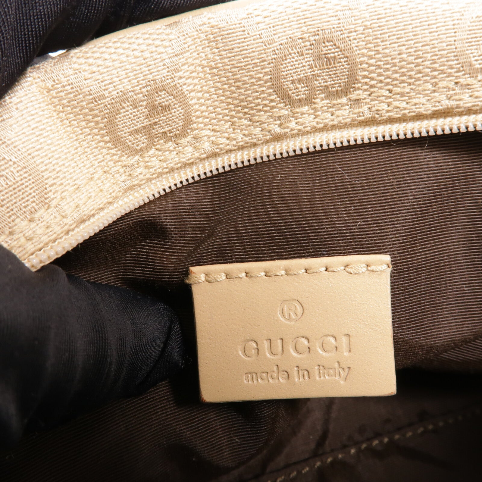 GUCCI 帆布Half Moon GG Canvas Shoulder Bag肩背袋